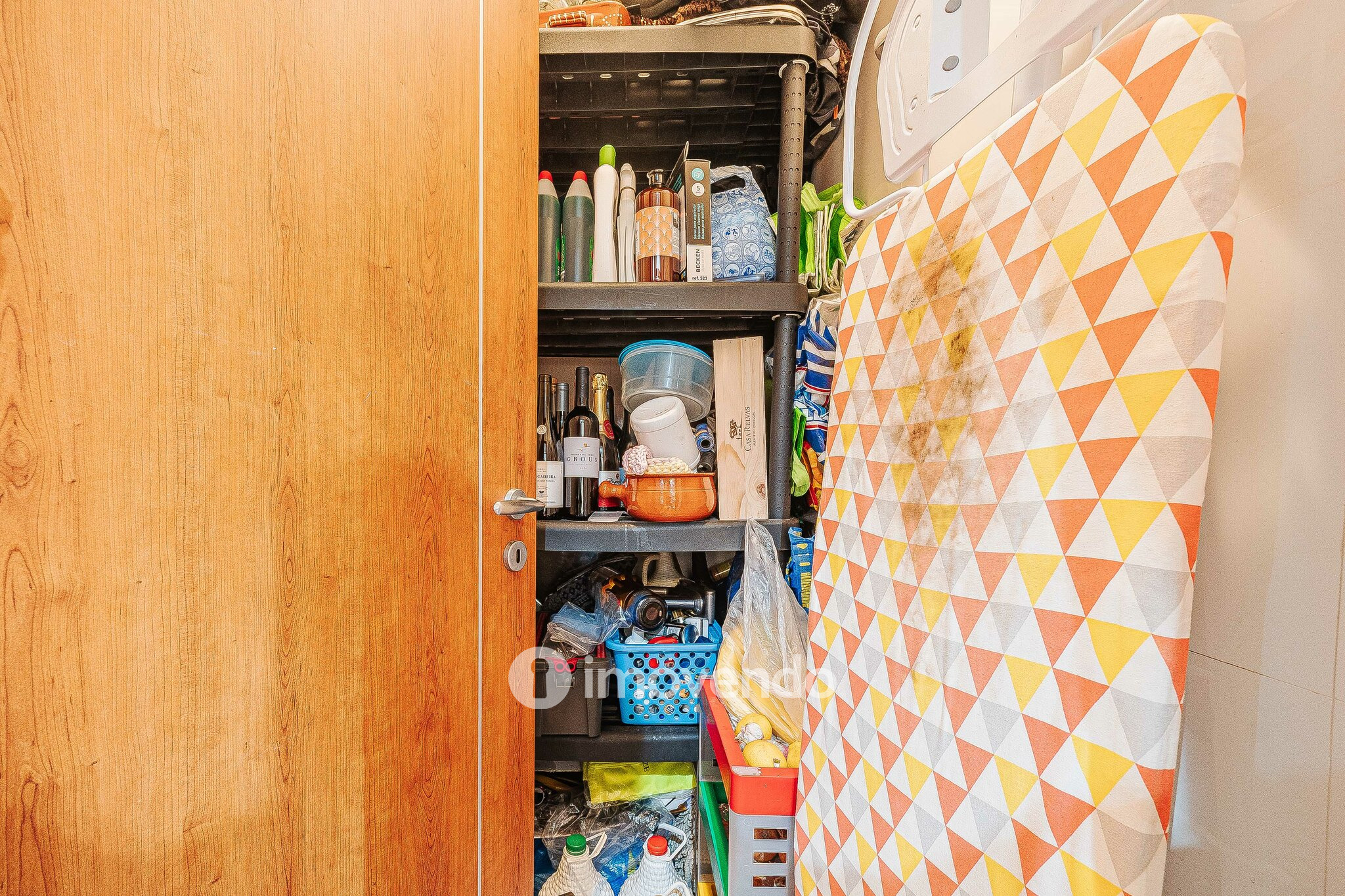 Apartamento T3, com estacionamento, em São Domingos de Rana