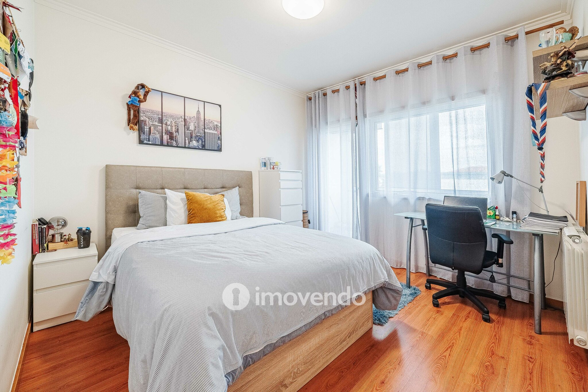 Apartamento T3, com estacionamento, em São Domingos de Rana