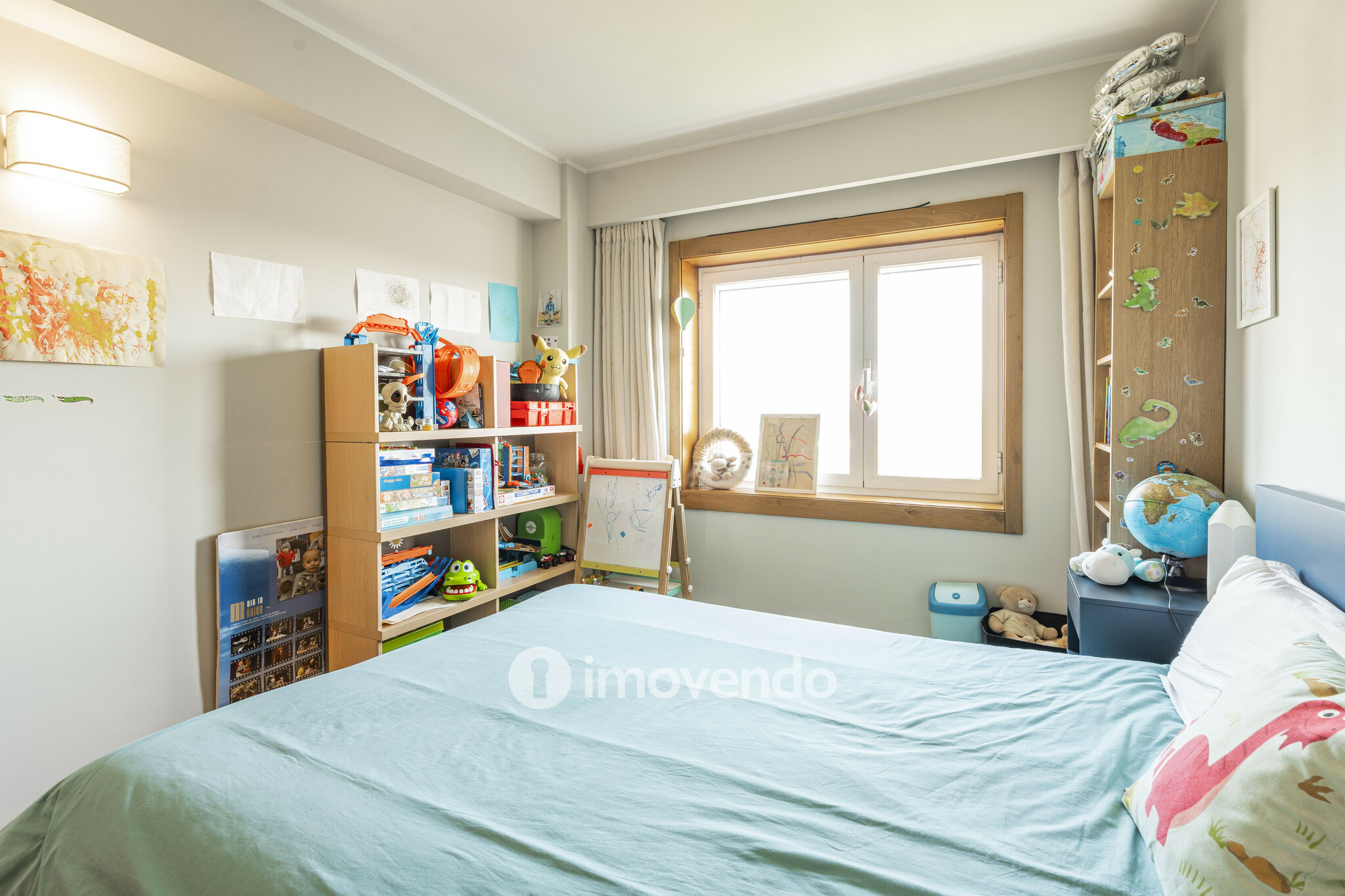 Apartamento T3 com áreas amplas e garagem, na Maia