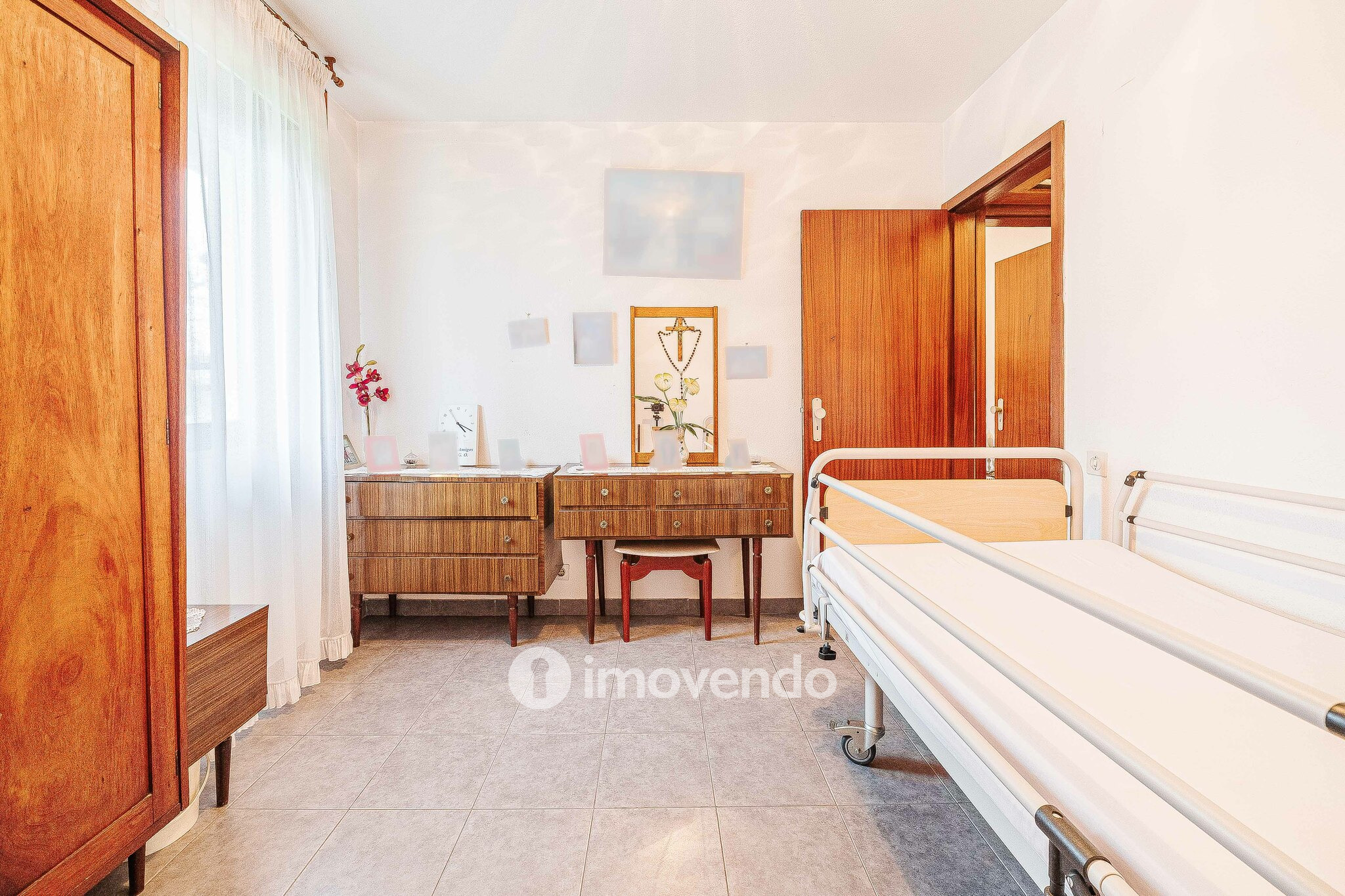 Apartamento T3 com arrecadação enorme, em Corroios