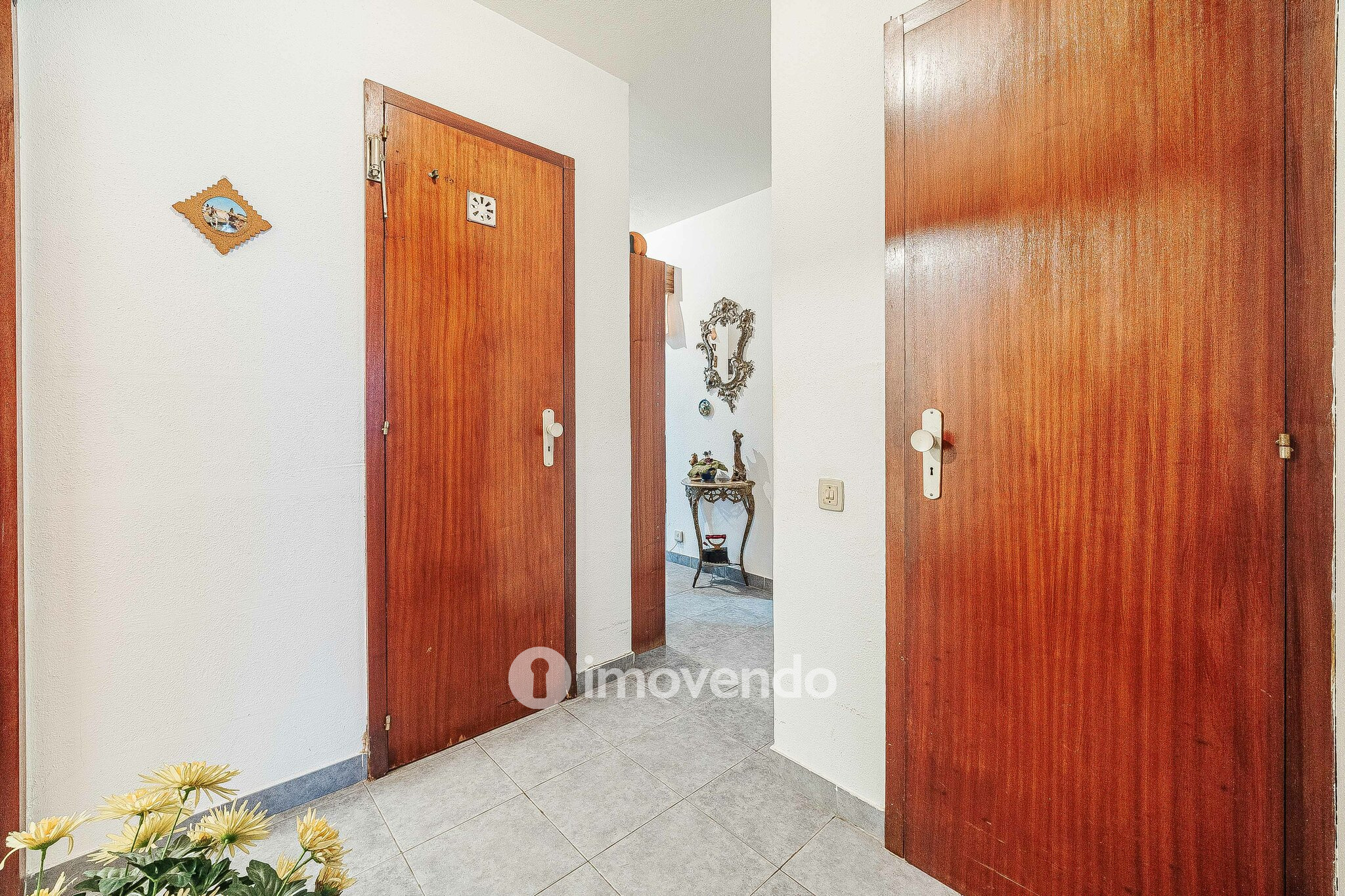 Apartamento T3 com arrecadação enorme, em Corroios