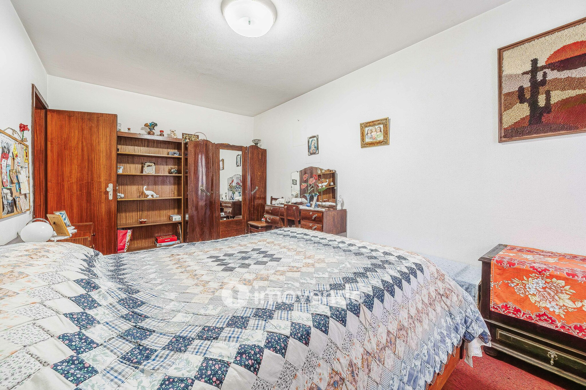 Apartamento T3 com arrecadação enorme, em Corroios