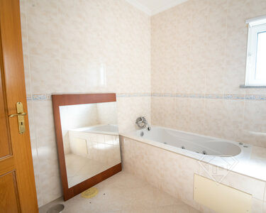 Apartamento T3+1 Duplex, em Oliveira do Hospital