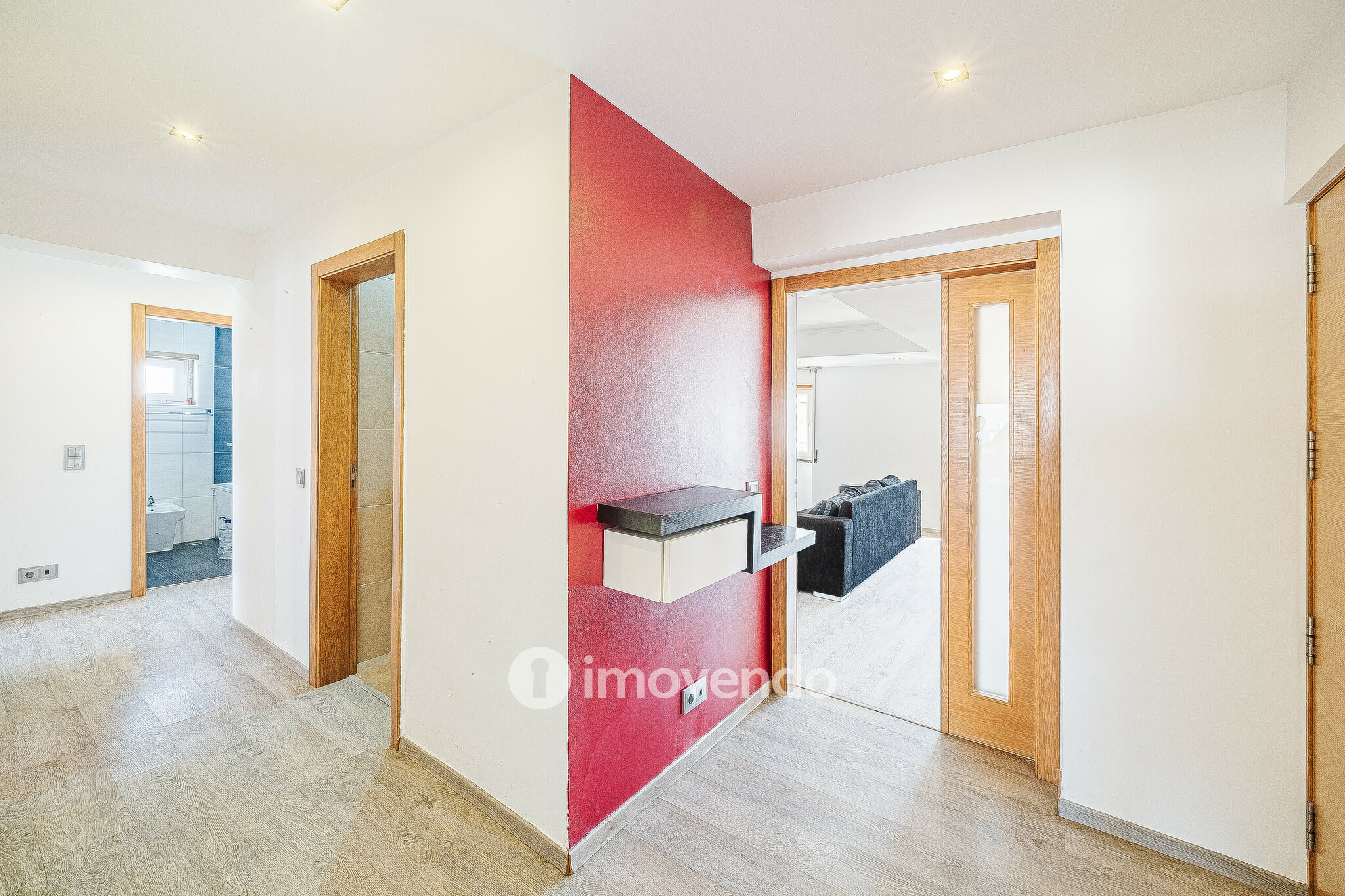 Apartamento T3 com áreas generosas e luz natural, no Carregado