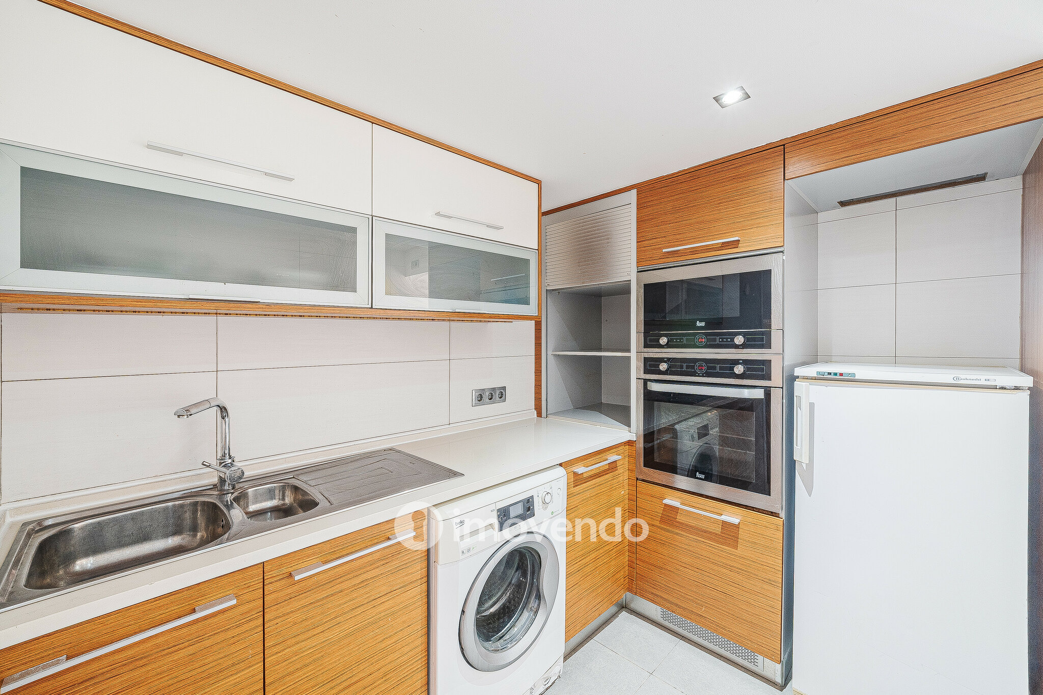 Apartamento T3 com áreas generosas e luz natural, no Carregado