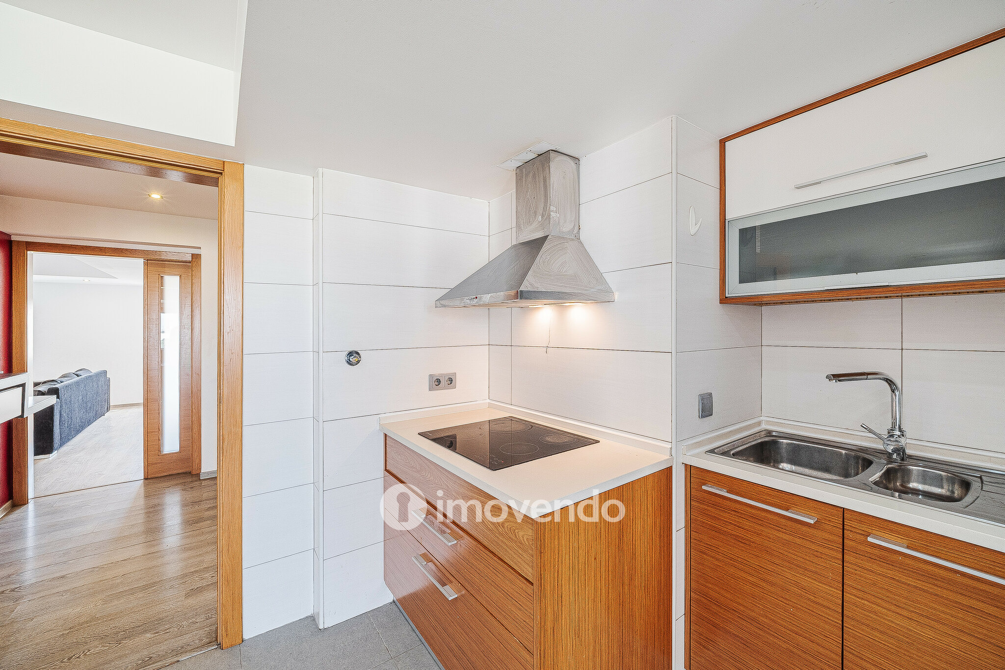 Apartamento T3 com áreas generosas e luz natural, no Carregado