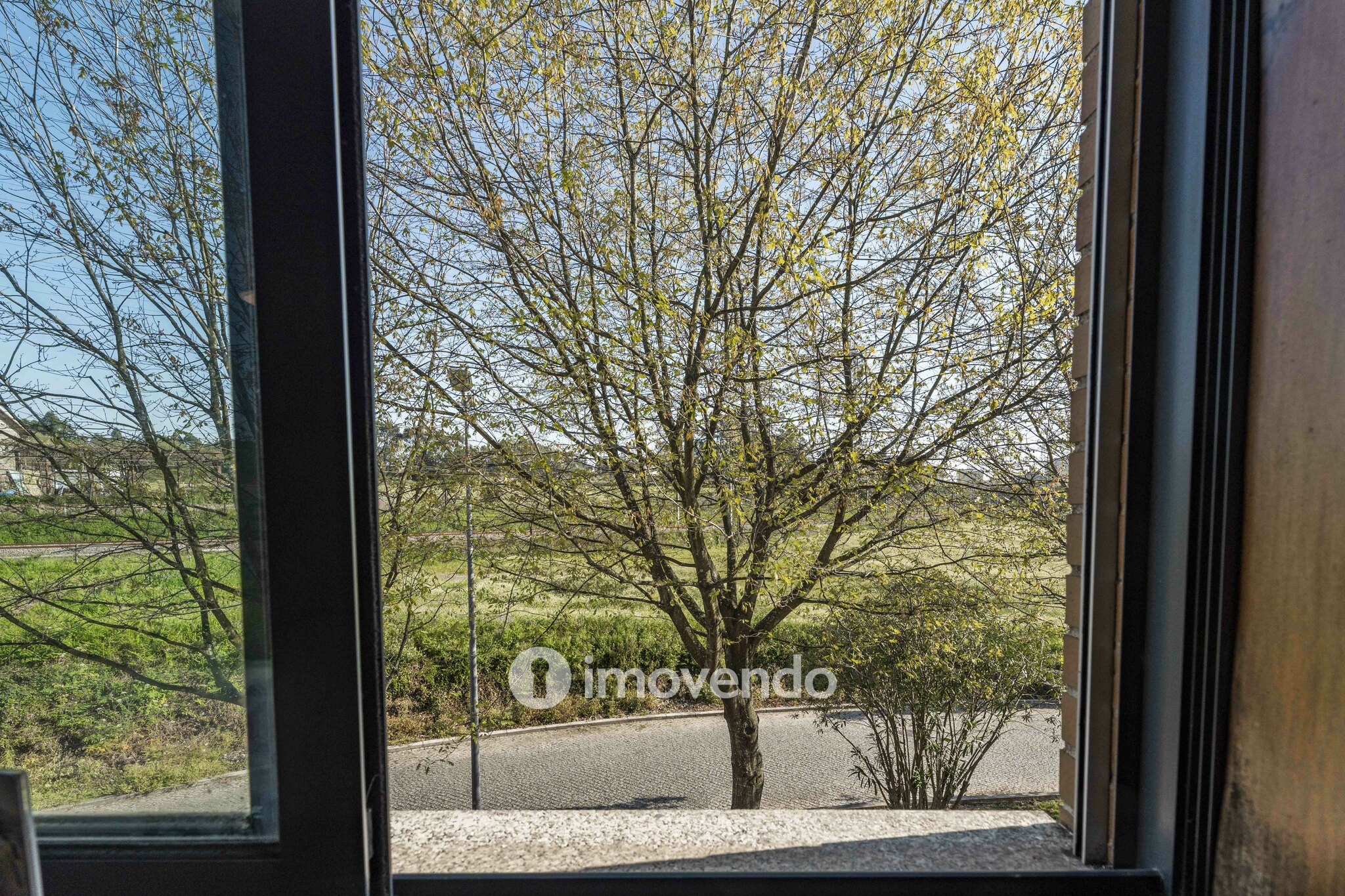 Moradia T3 moderna, com garagem e jardim, em Custóias, Porto