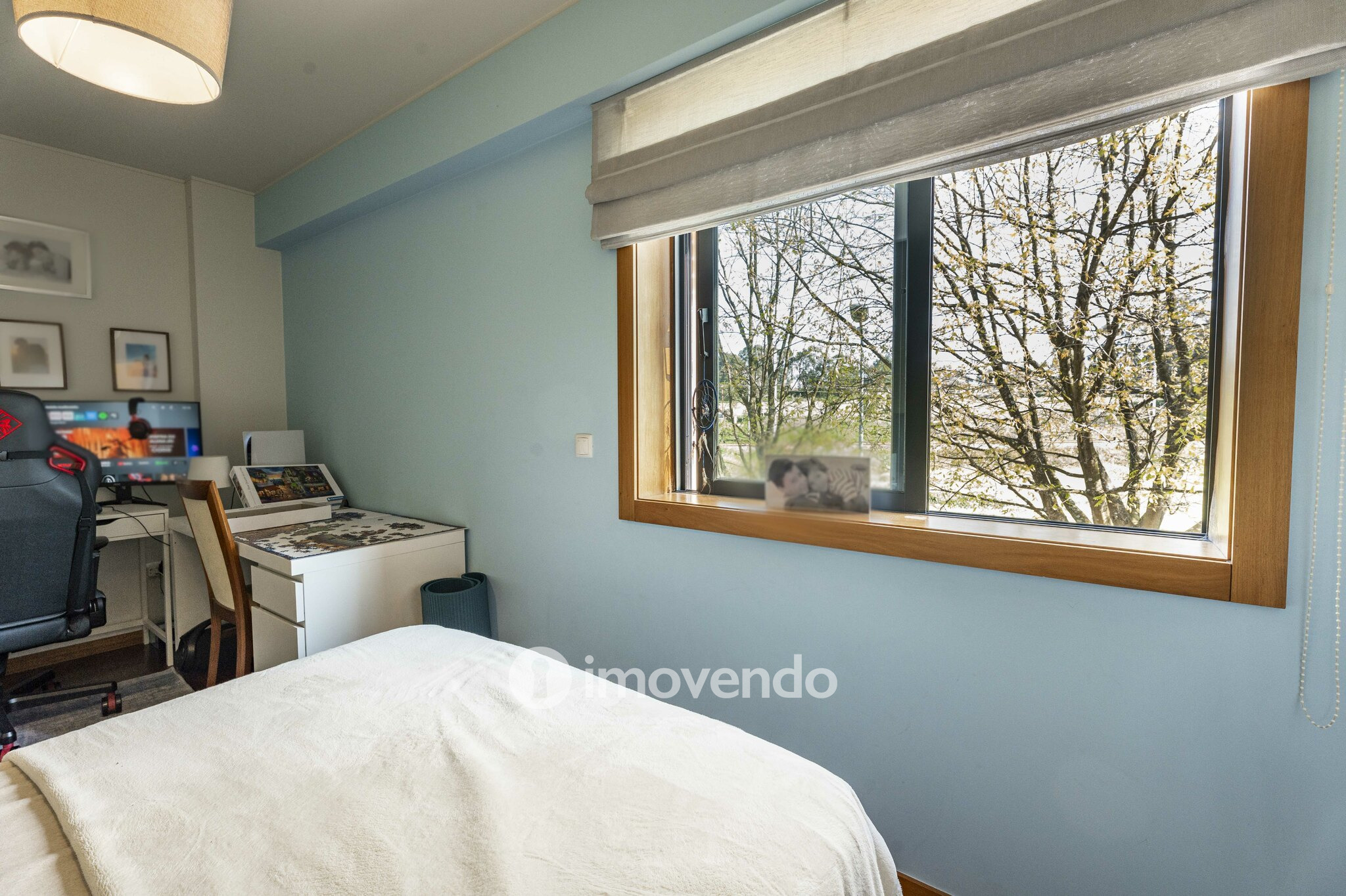 Moradia T3 moderna, com garagem e jardim, em Custóias, Porto