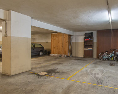 Apartamento T3 com lugar de garagem em Vila Nova de Gaia