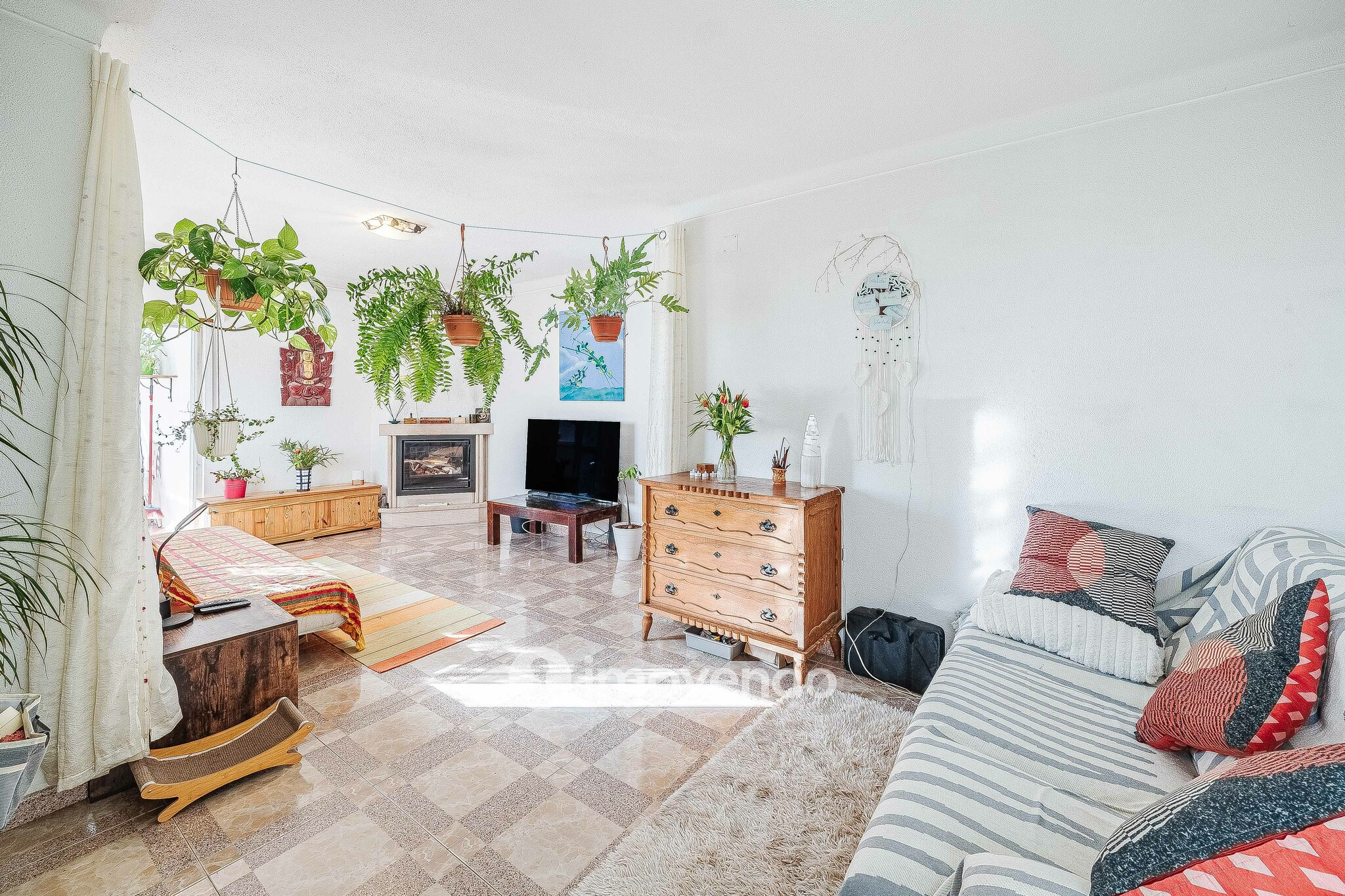 Moradia T3 mais Anexo T1 e Anexo T0 independentes, em Barcarena