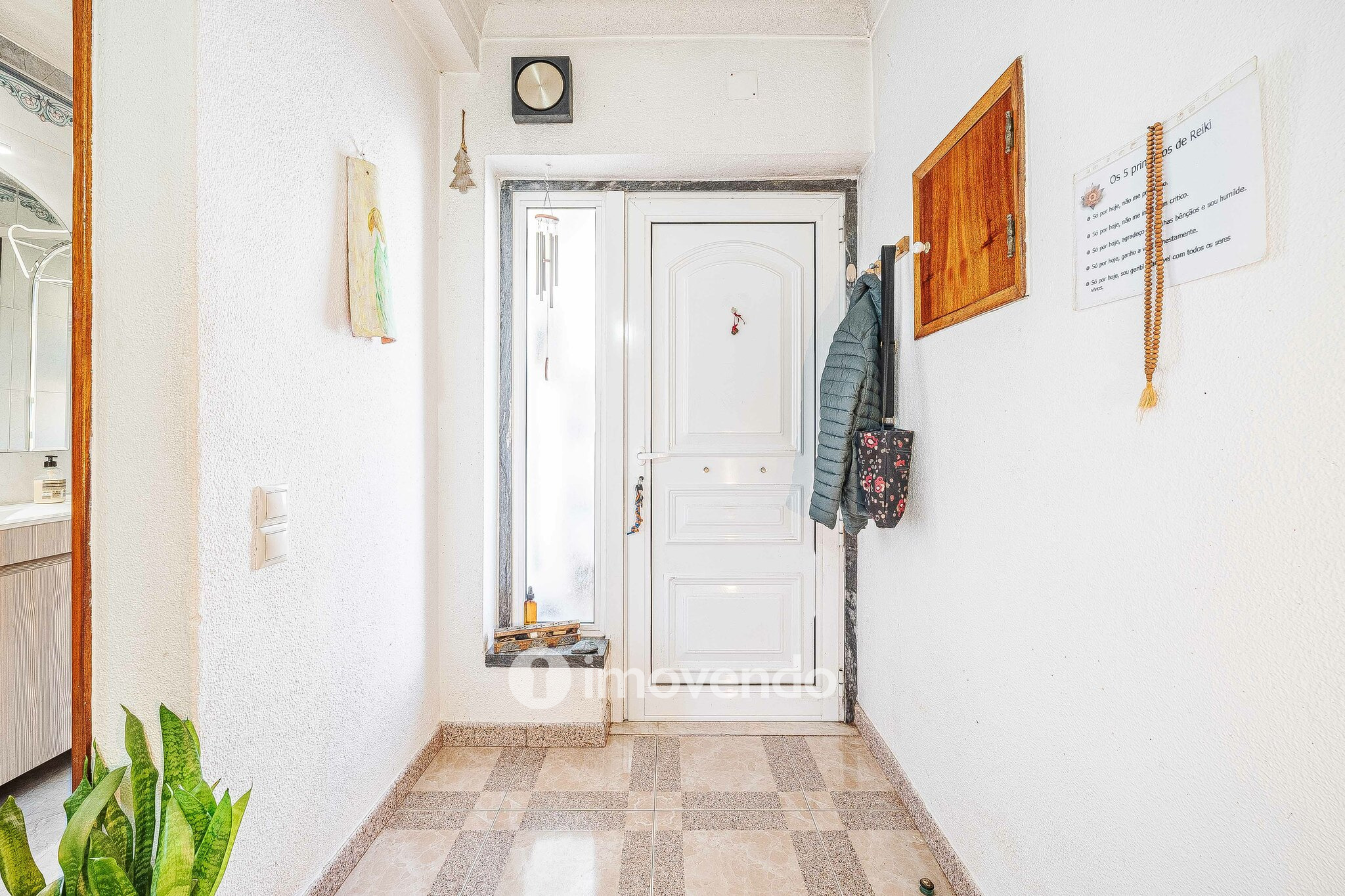 Moradia T3 mais Anexo T1 e Anexo T0 independentes, em Barcarena