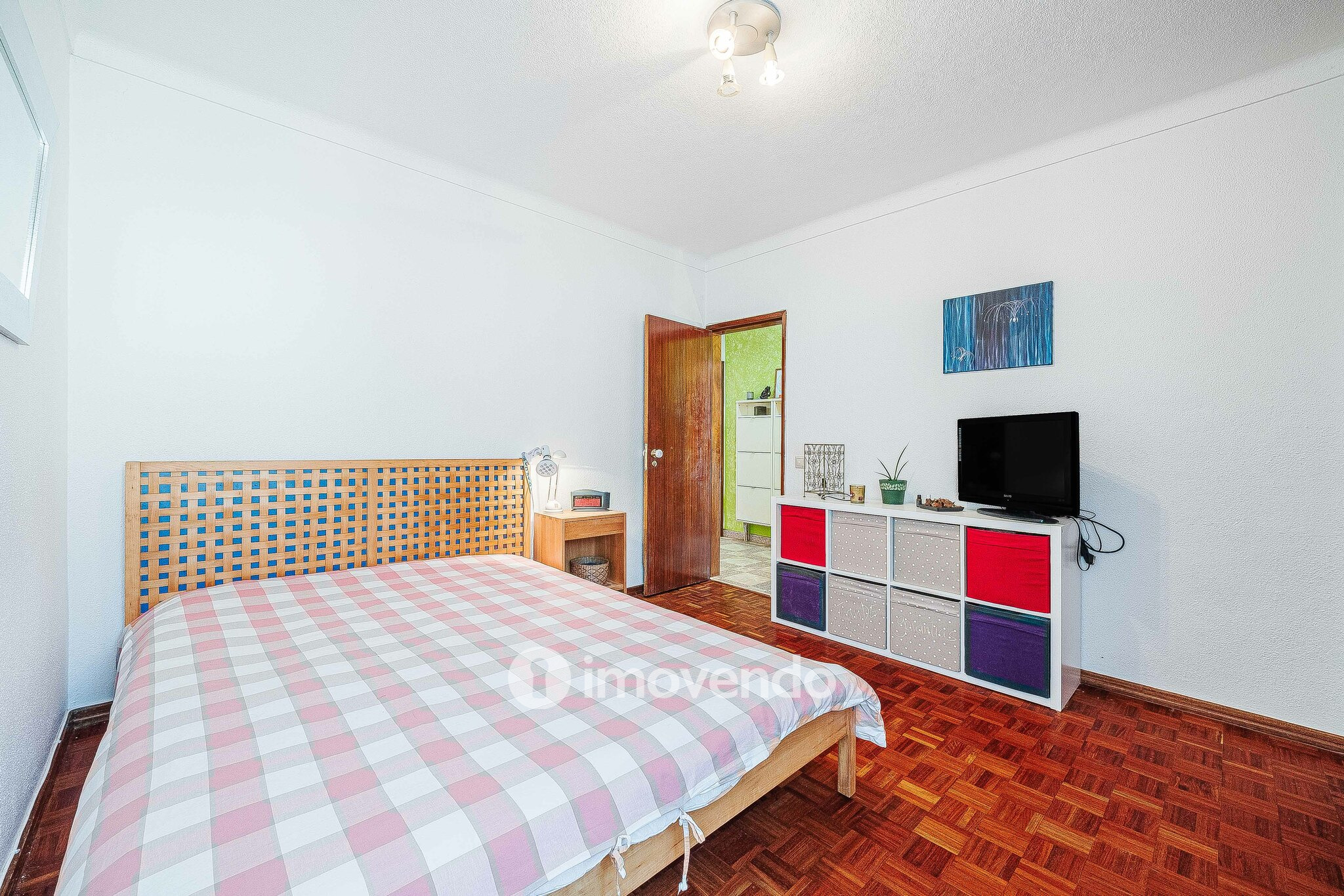 Moradia T3 mais Anexo T1 e Anexo T0 independentes, em Barcarena