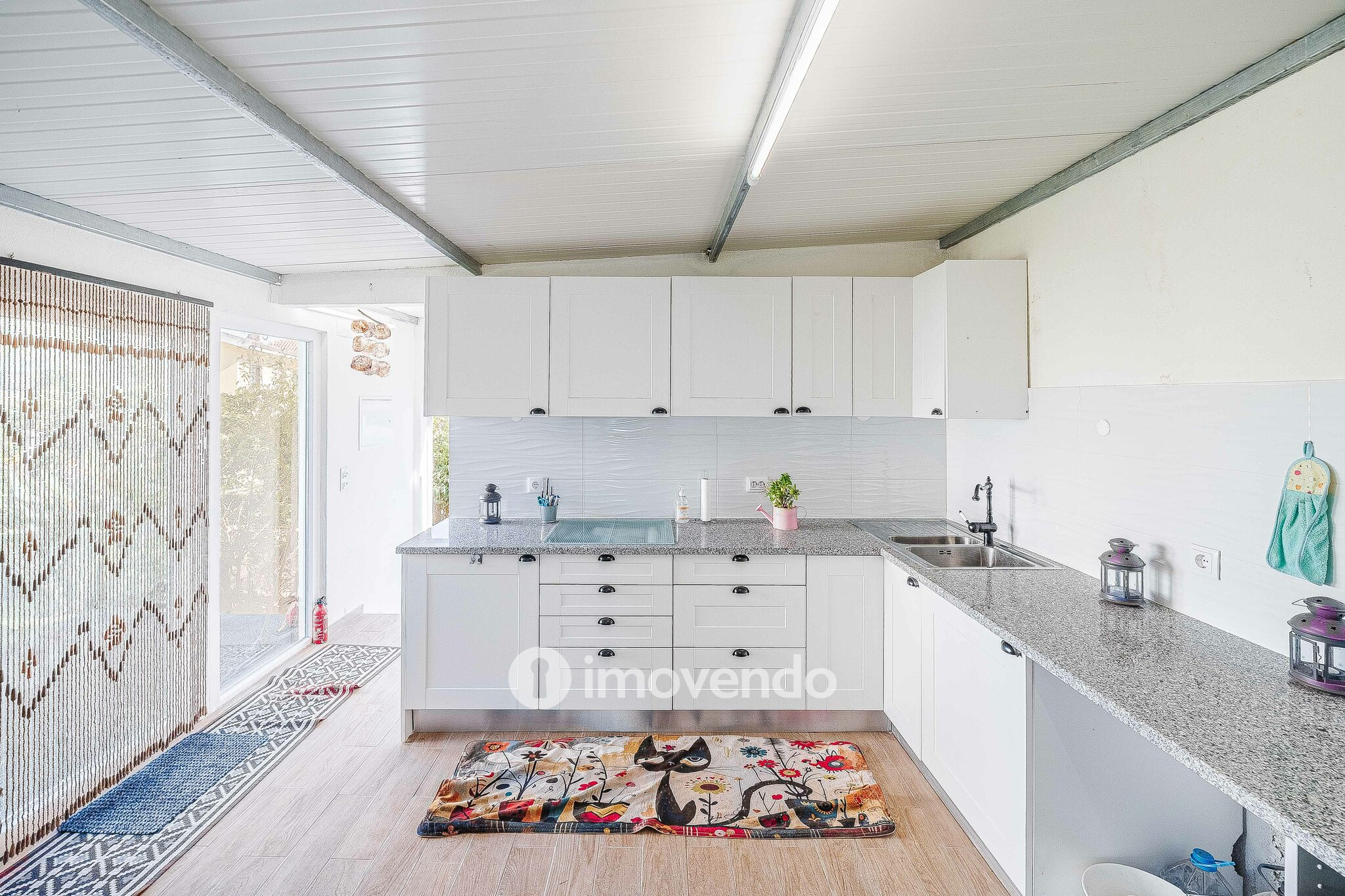 Moradia T3 mais Anexo T1 e Anexo T0 independentes, em Barcarena