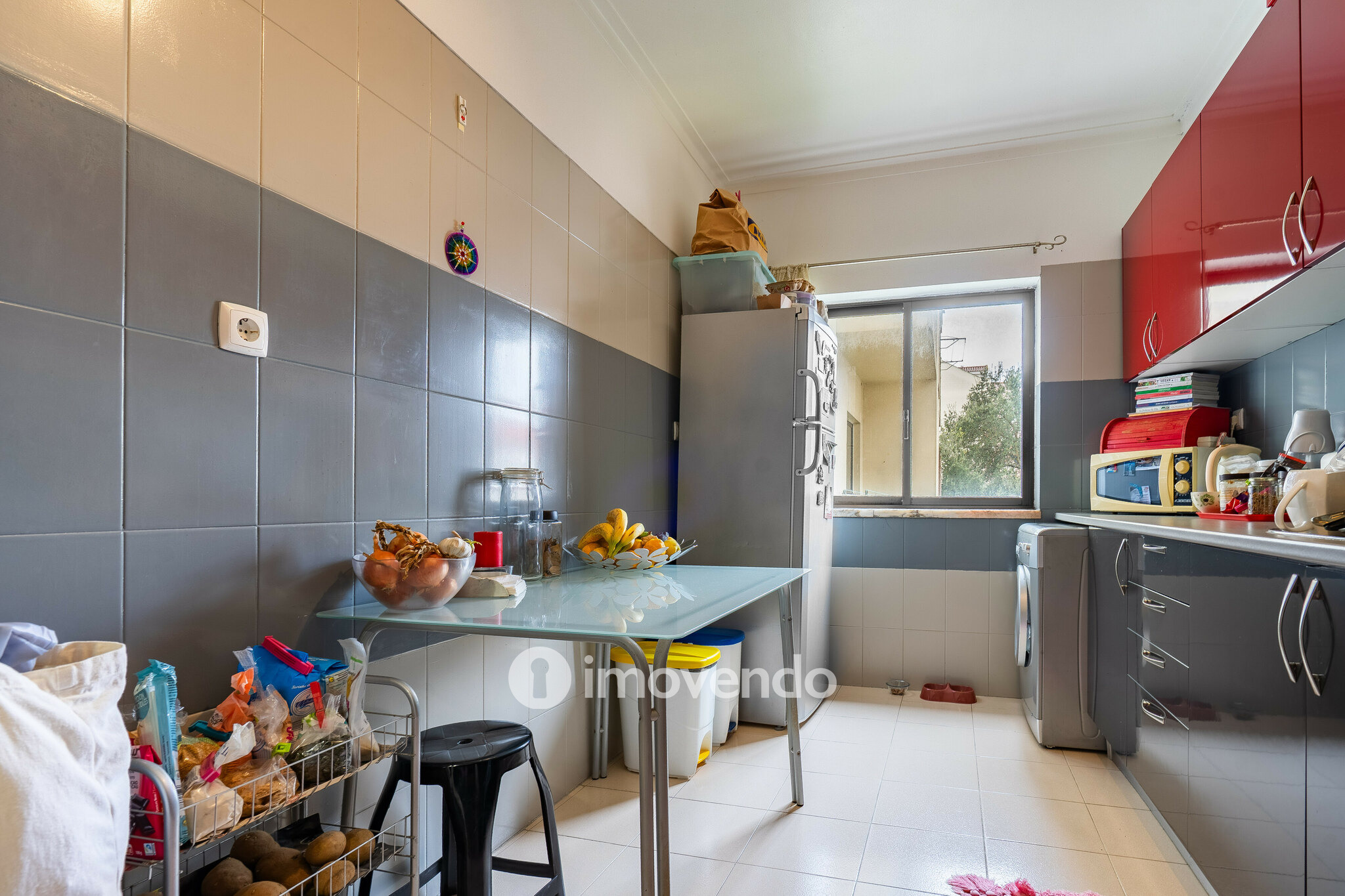 Apartamento T2 com arrecadação, na Quinta do Conde