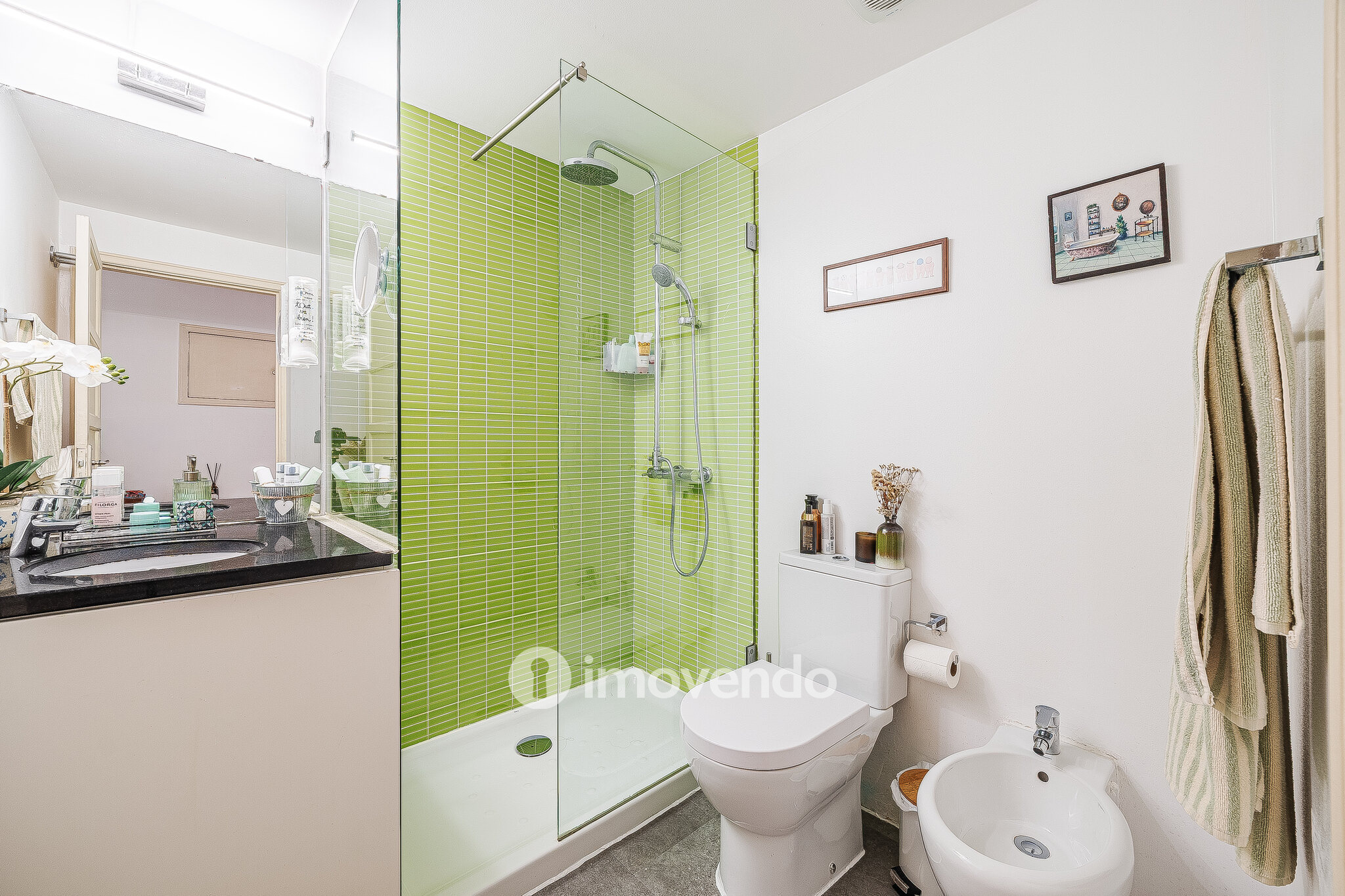 Apartamento T1 exclusivo, com logradouro, no centro de Benfica