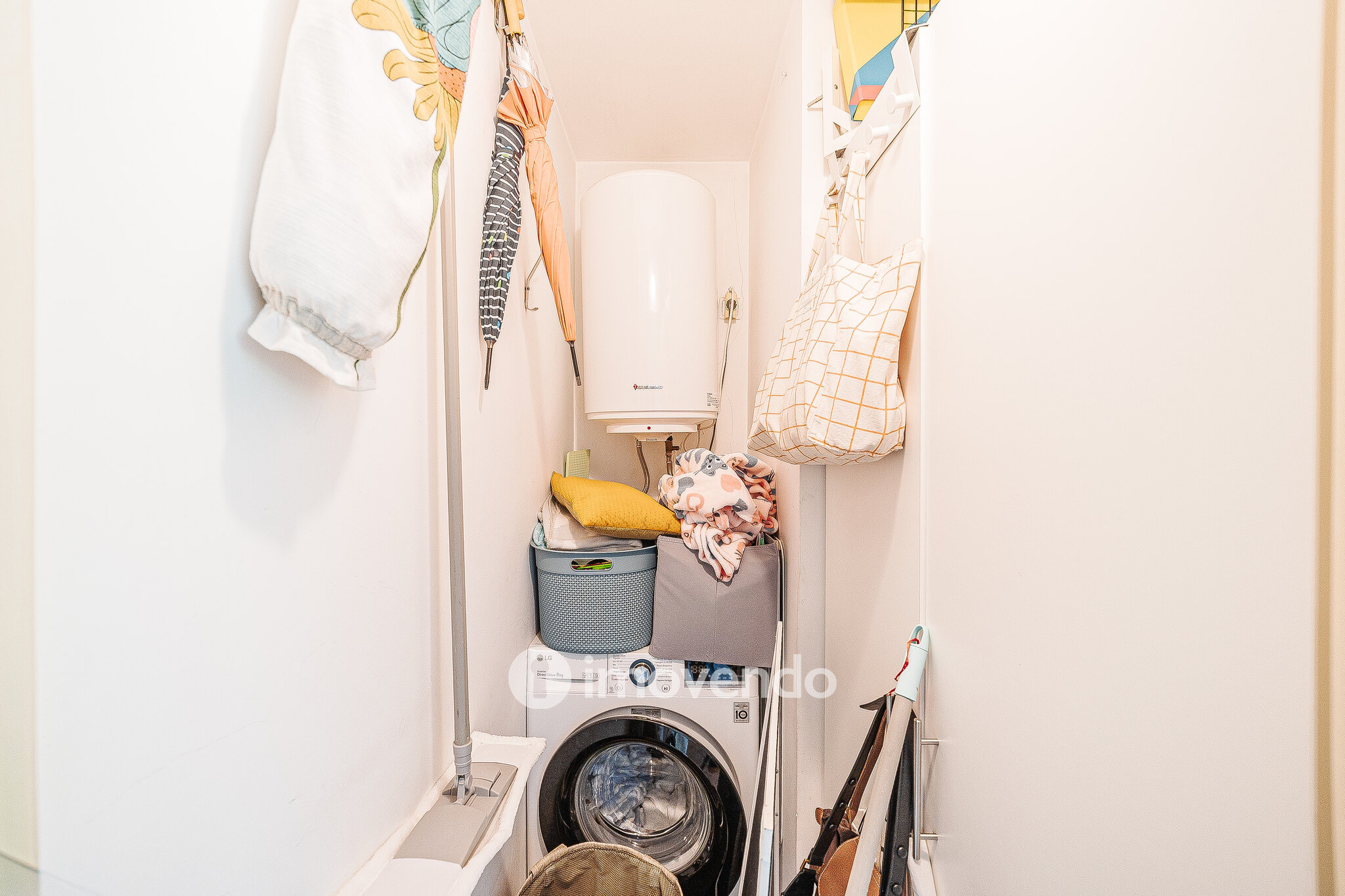 Apartamento T1 exclusivo, com logradouro, no centro de Benfica