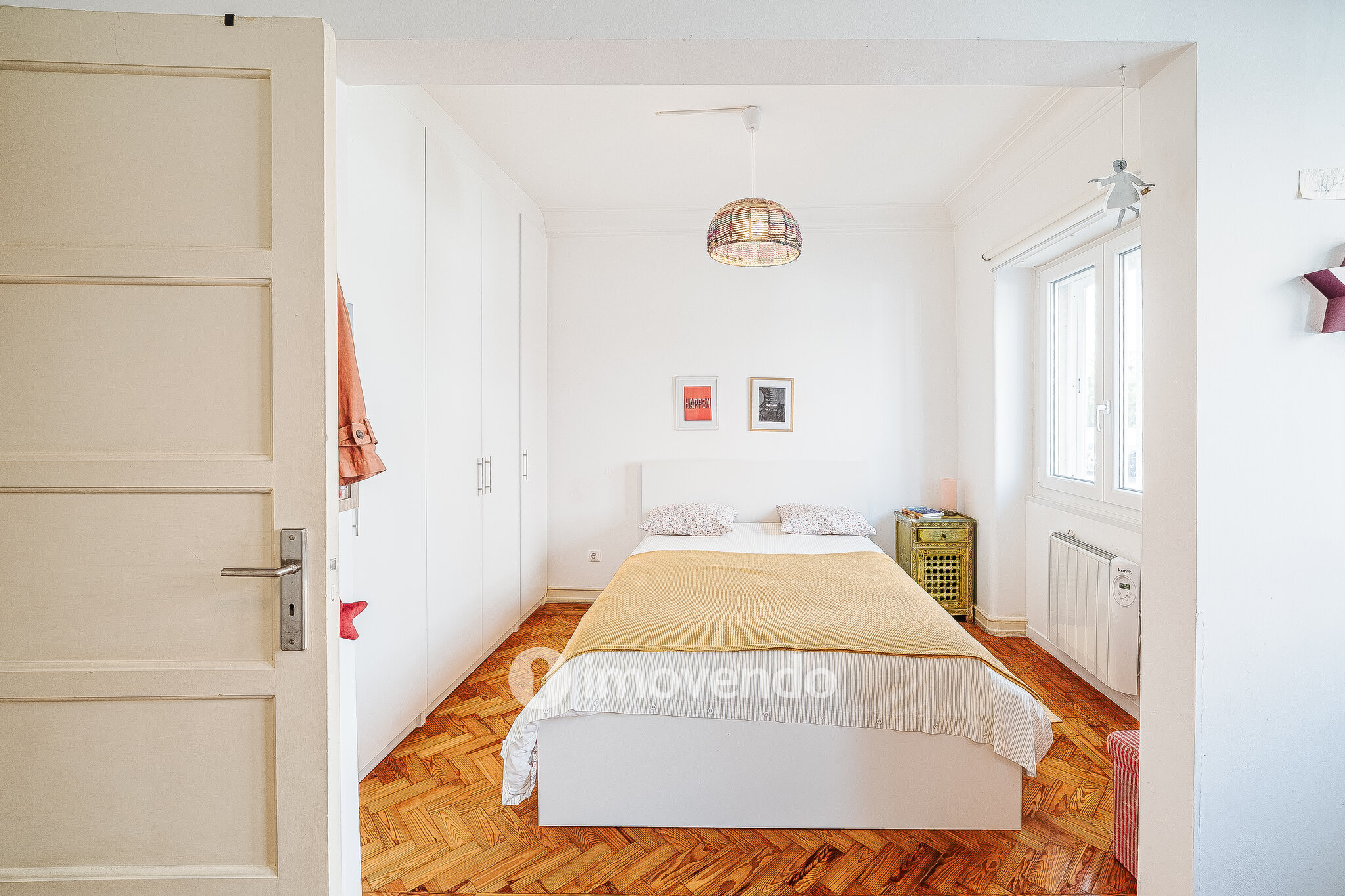 Apartamento T1 exclusivo, com logradouro, no centro de Benfica