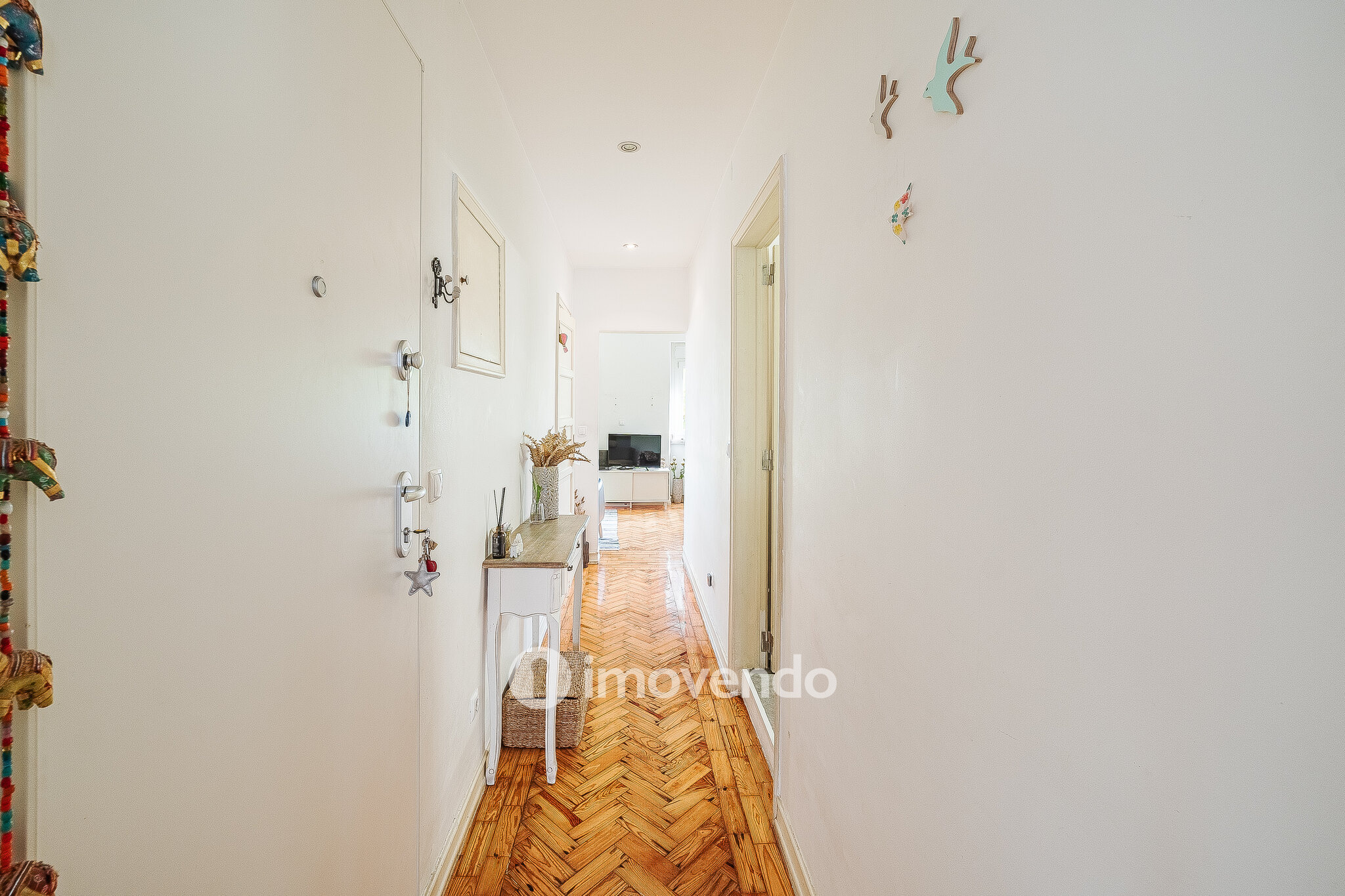 Apartamento T1 exclusivo, com logradouro, no centro de Benfica