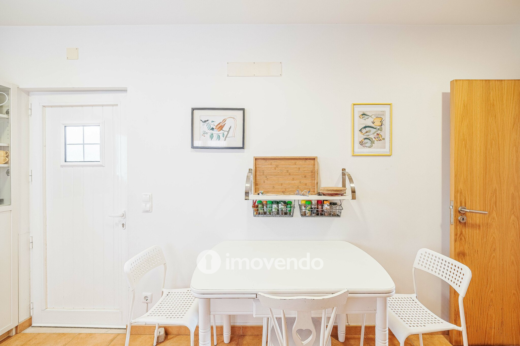 Moradia T4+2 cuidada, com jardim e terraço, em Sesimbra