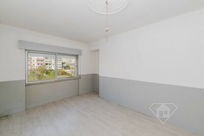 Apartamento T2, perto dos acessos a Lisboa, na Póvoa de Santo Adrião