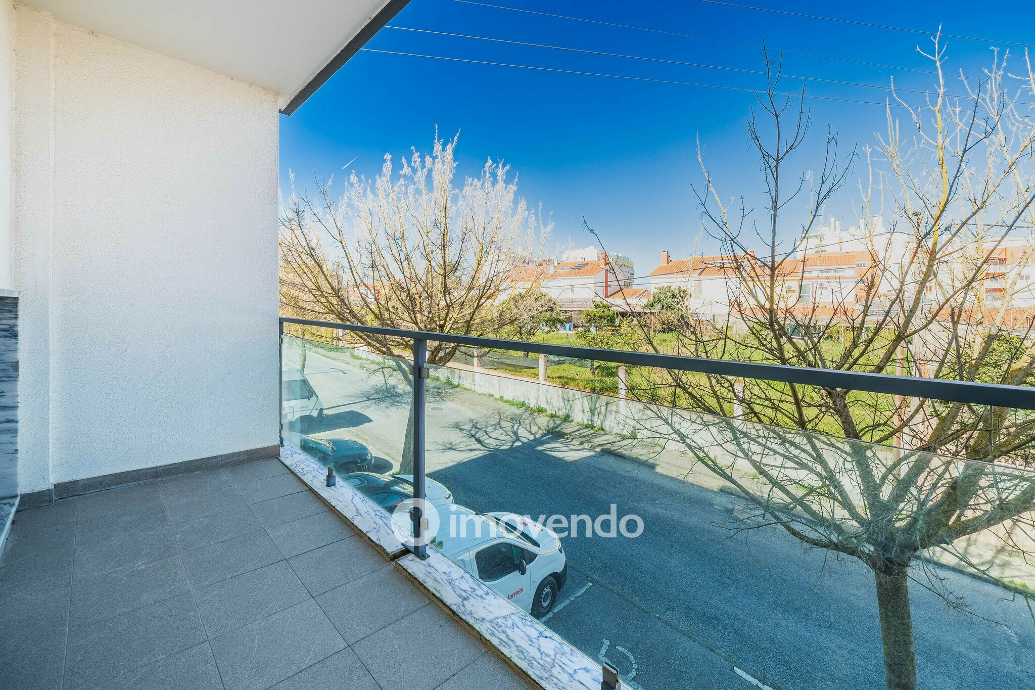 Apartamento T4 Duplex, com estacionamento e arrecadação, no Barreiro