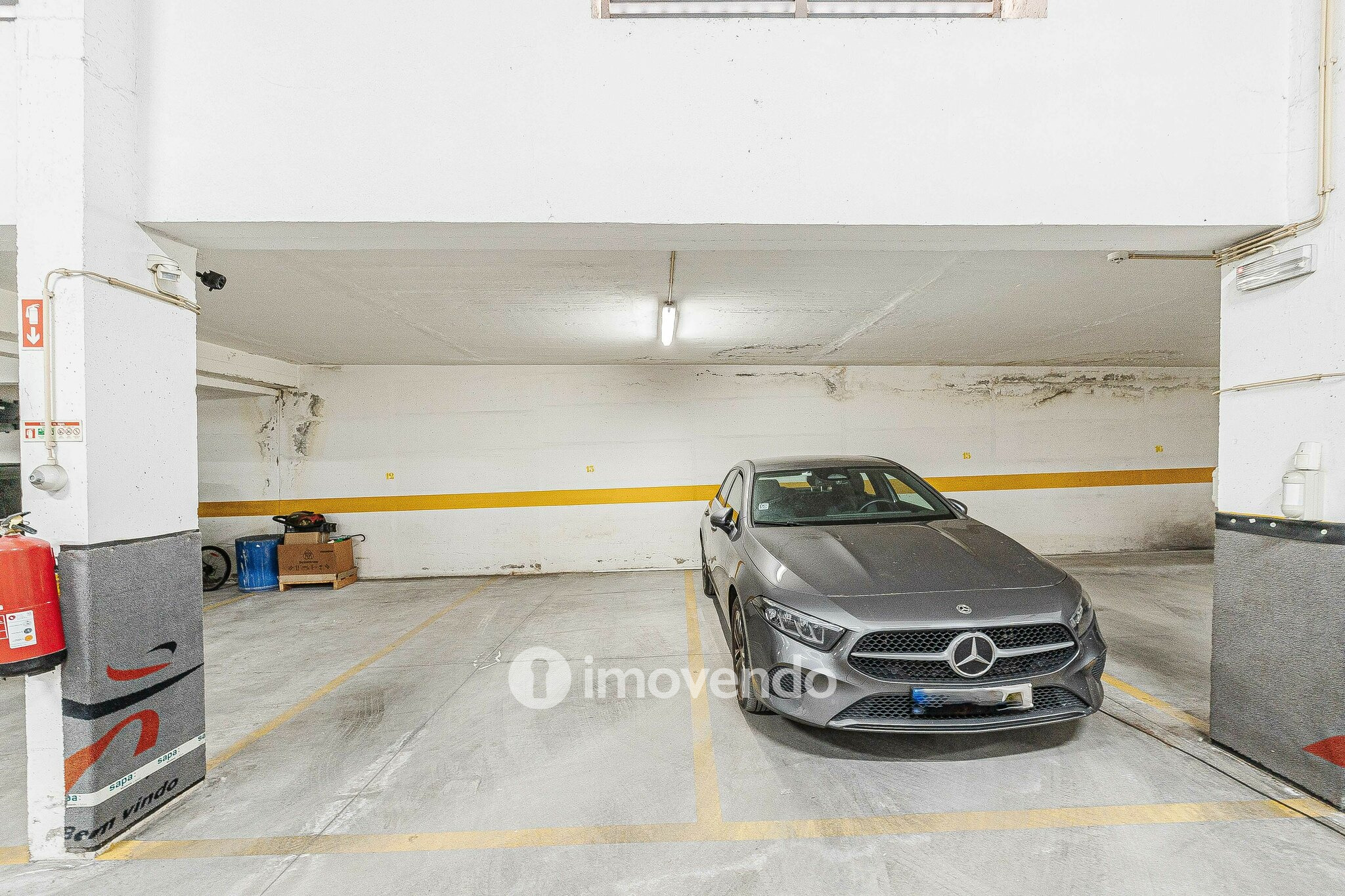 Apartamento T4 Duplex, com estacionamento e arrecadação, no Barreiro