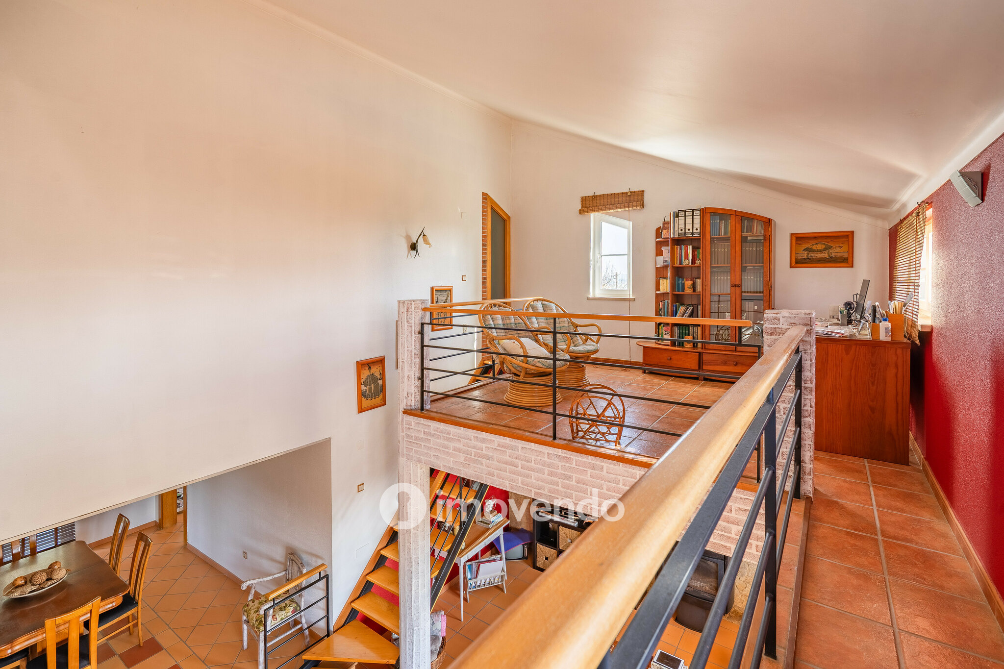 Moradia T3+1 com terreno com jardim, piscina e garagem, em Alenquer