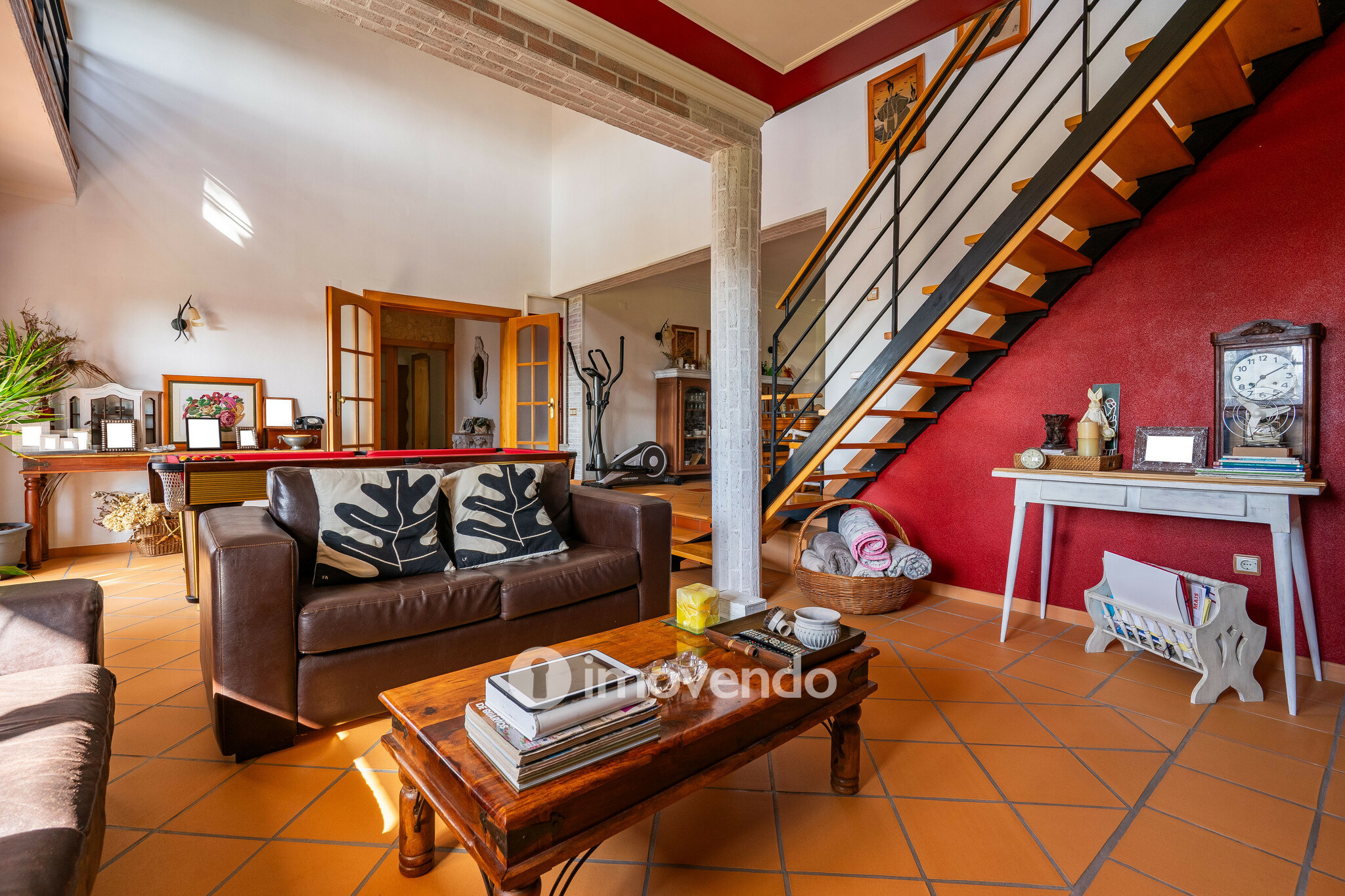 Moradia T3+1 com terreno com jardim, piscina e garagem, em Alenquer