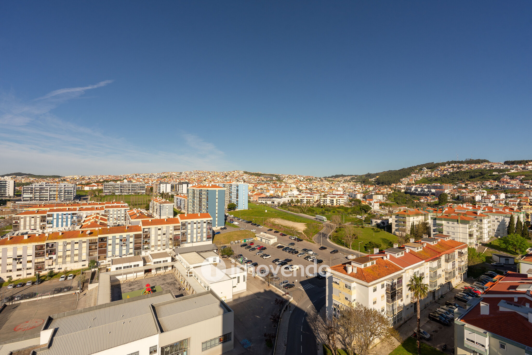 Apartamento T2 com vistas desafogadas, em Odivelas