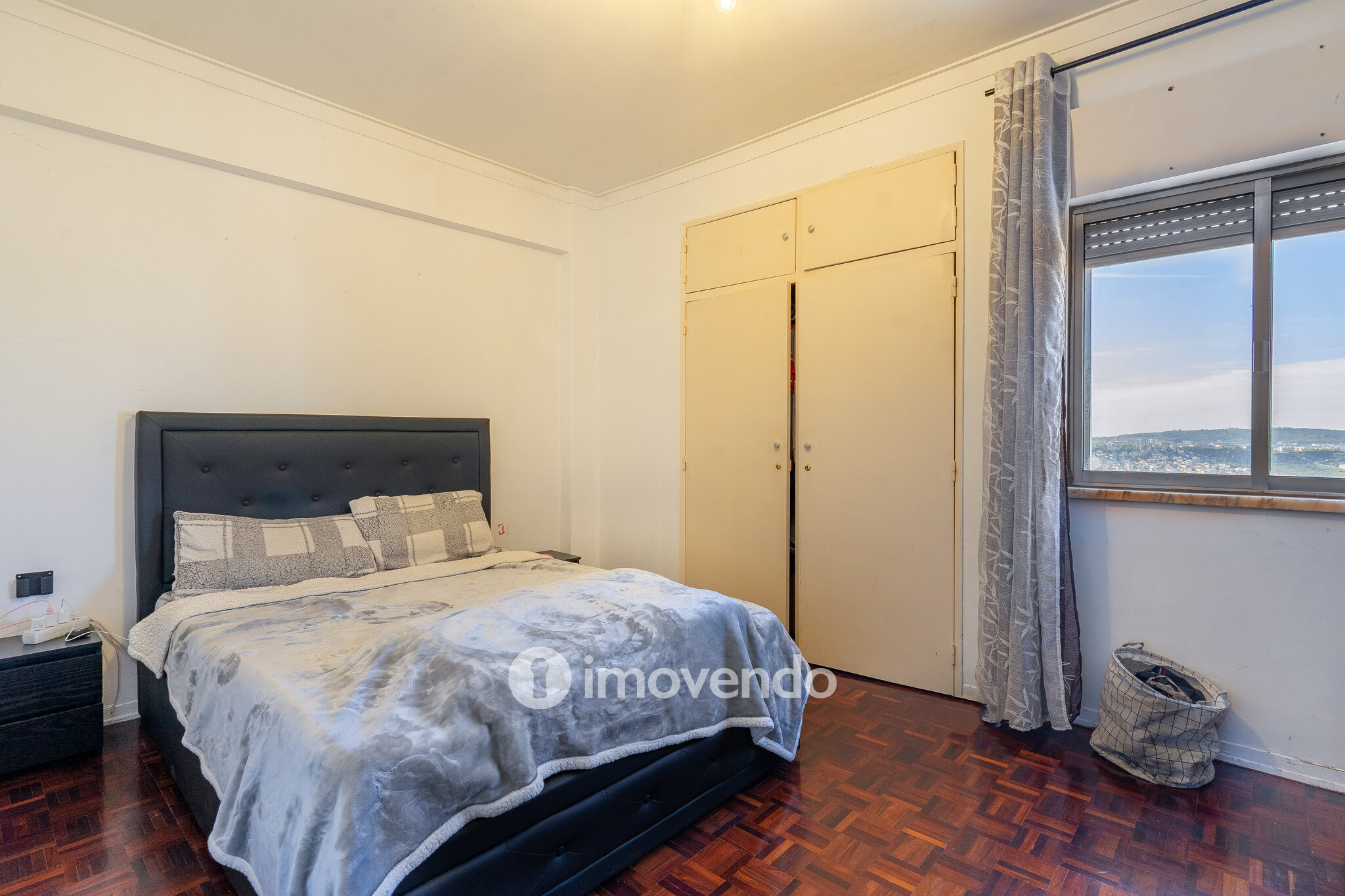 Apartamento T2 com vistas desafogadas, em Odivelas