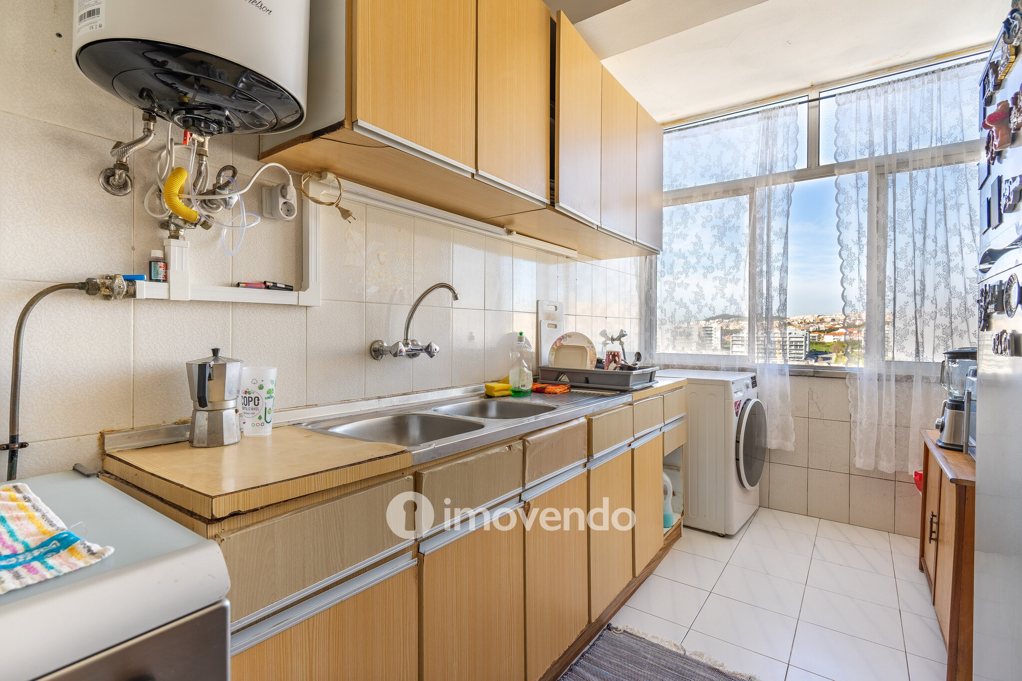 Apartamento T2 com vistas desafogadas, em Odivelas