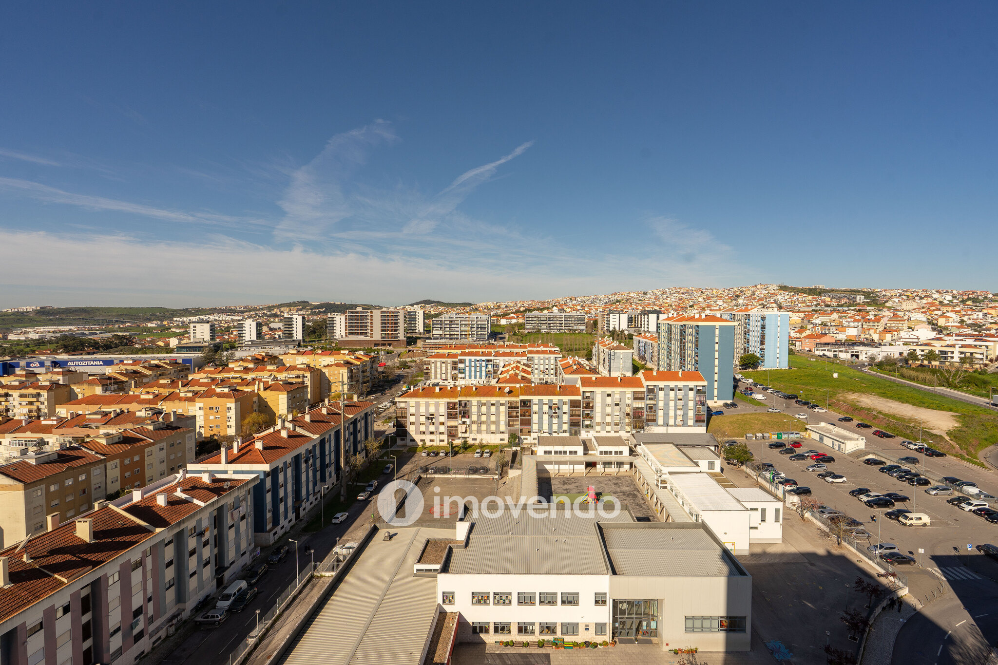 Apartamento T2 com vistas desafogadas, em Odivelas