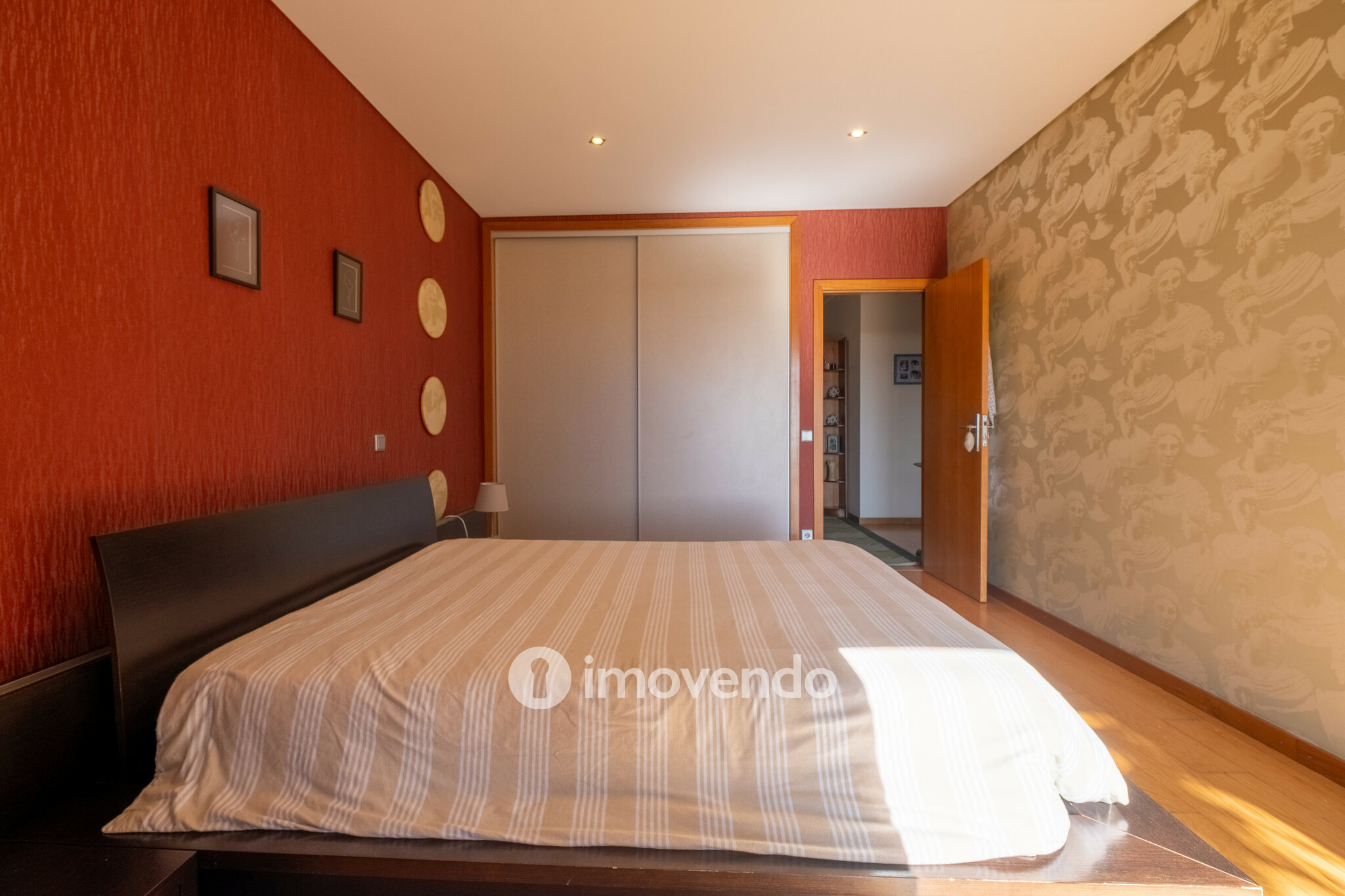 Moradia T3+3 exclusiva, com piscina e perto da praia, em Espinho