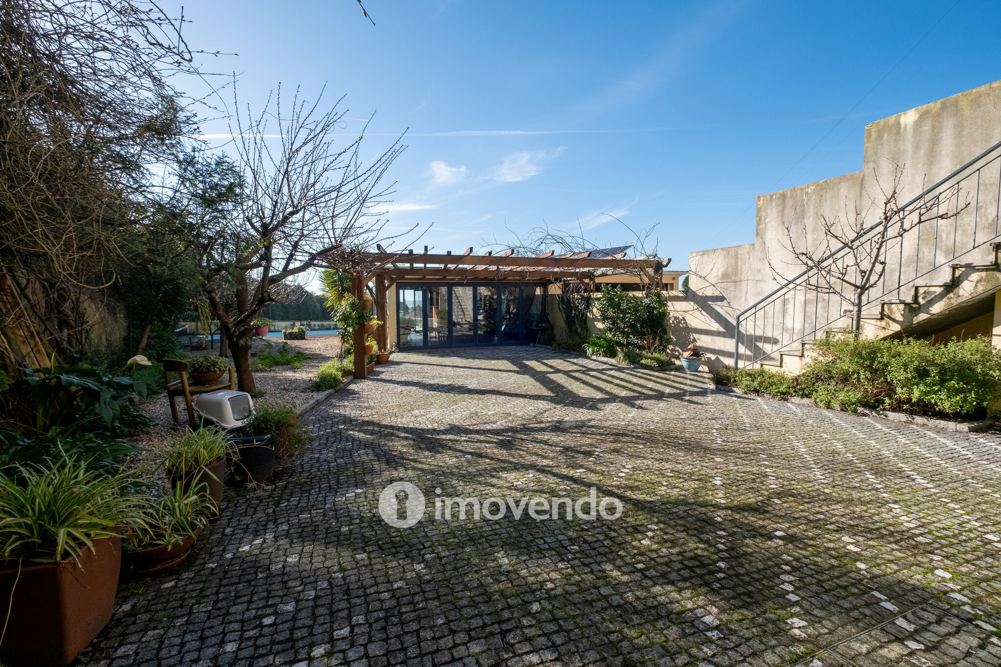 Moradia T3+3 exclusiva, com piscina e perto da praia, em Espinho