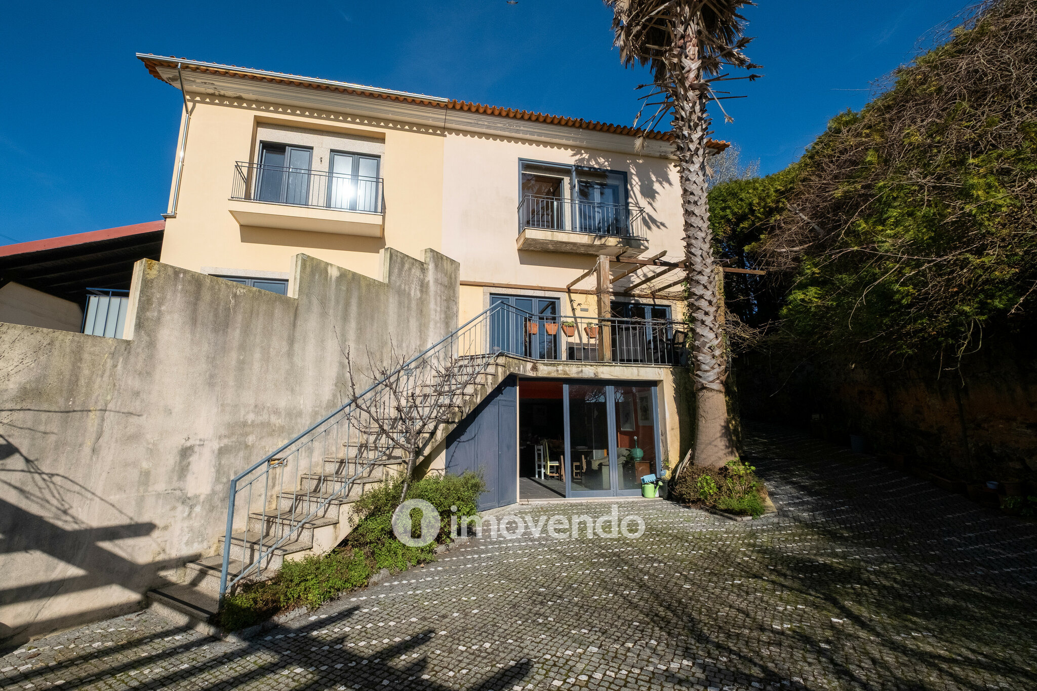 Moradia T3+3 exclusiva, com piscina e perto da praia, em Espinho