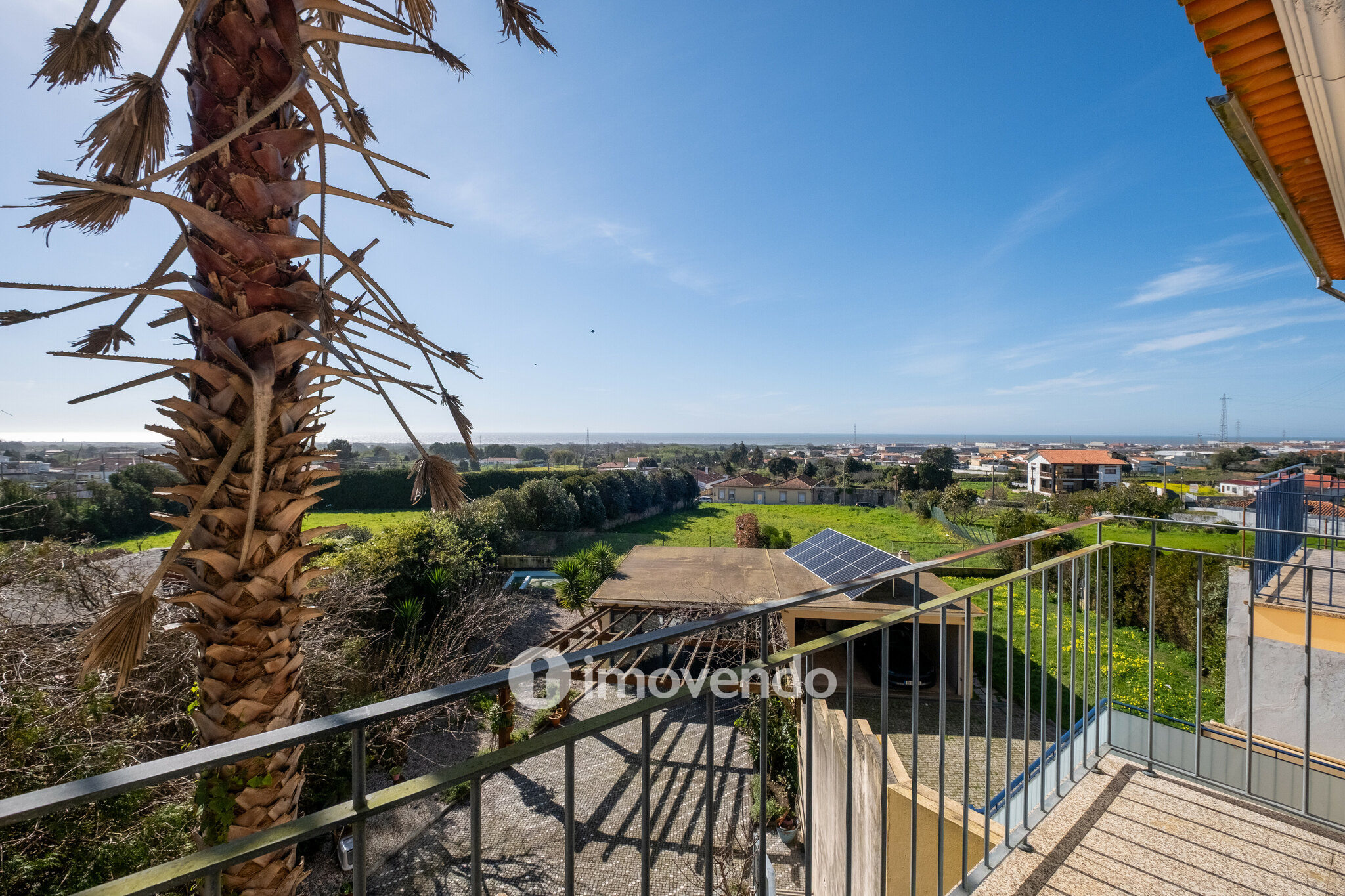 Moradia T3+3 exclusiva, com piscina e perto da praia, em Espinho