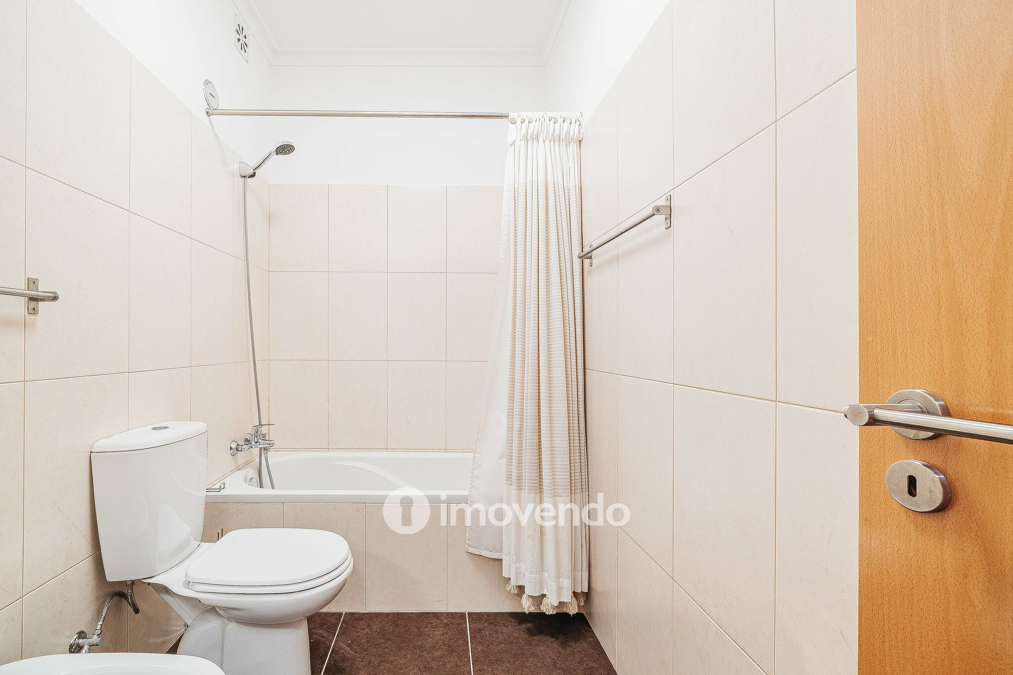Apartamento T3 exclusivo, na icónica Avenida Visconde de Valmor
