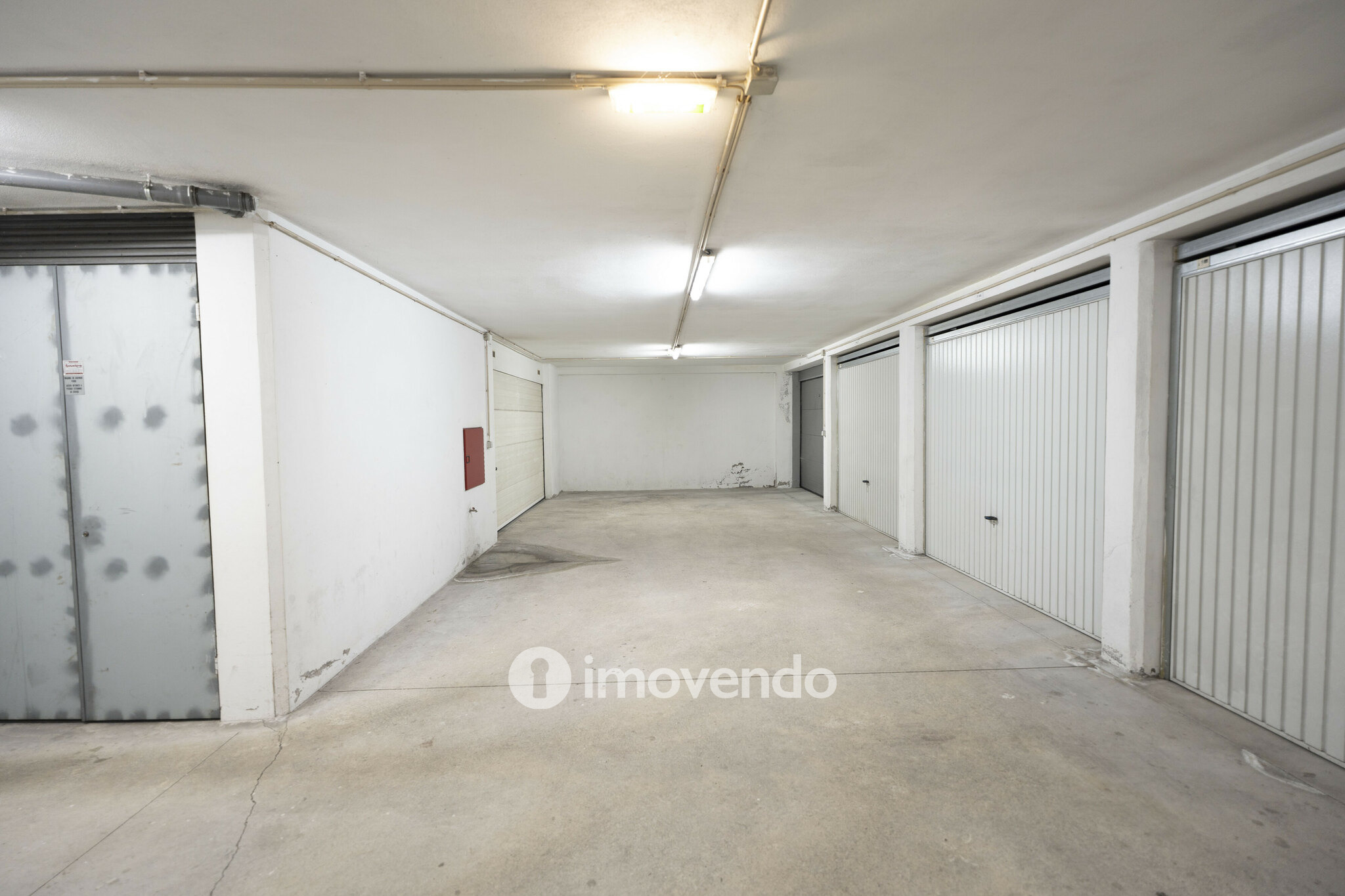 Apartamento T3 com garagem e áreas amplas, em Braga