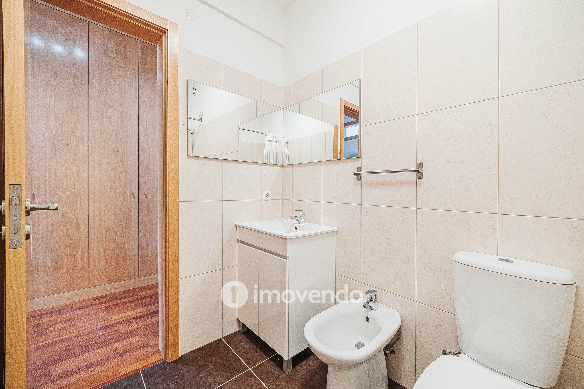 Apartamento T3 exclusivo, na icónica Avenida Visconde de Valmor