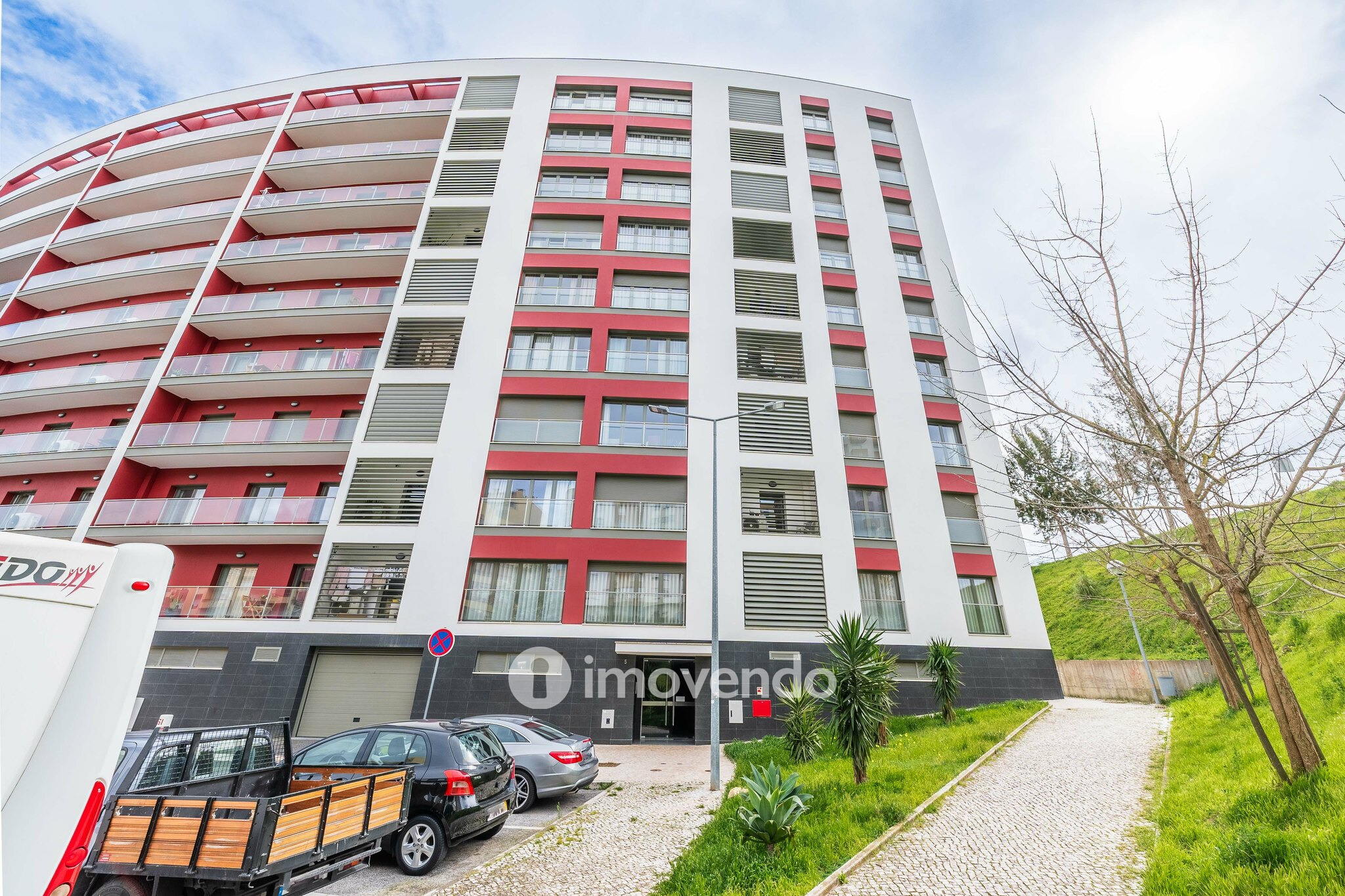 Apartamento T3 moderno, com garagem, na Póvoa de Santa Iria