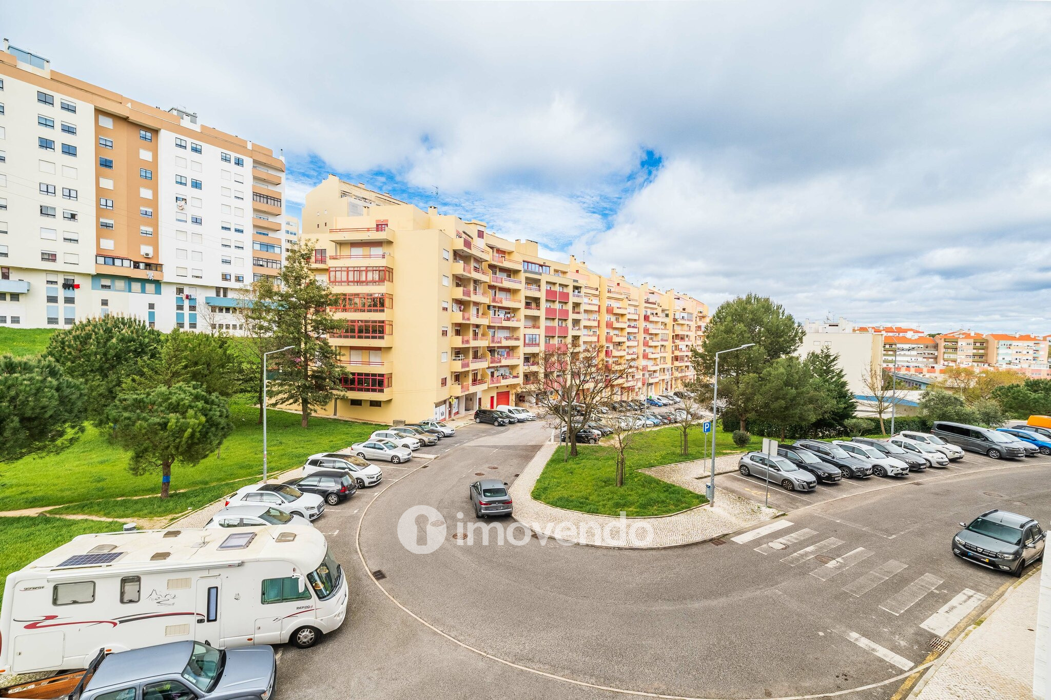 Apartamento T3 moderno, com garagem, na Póvoa de Santa Iria