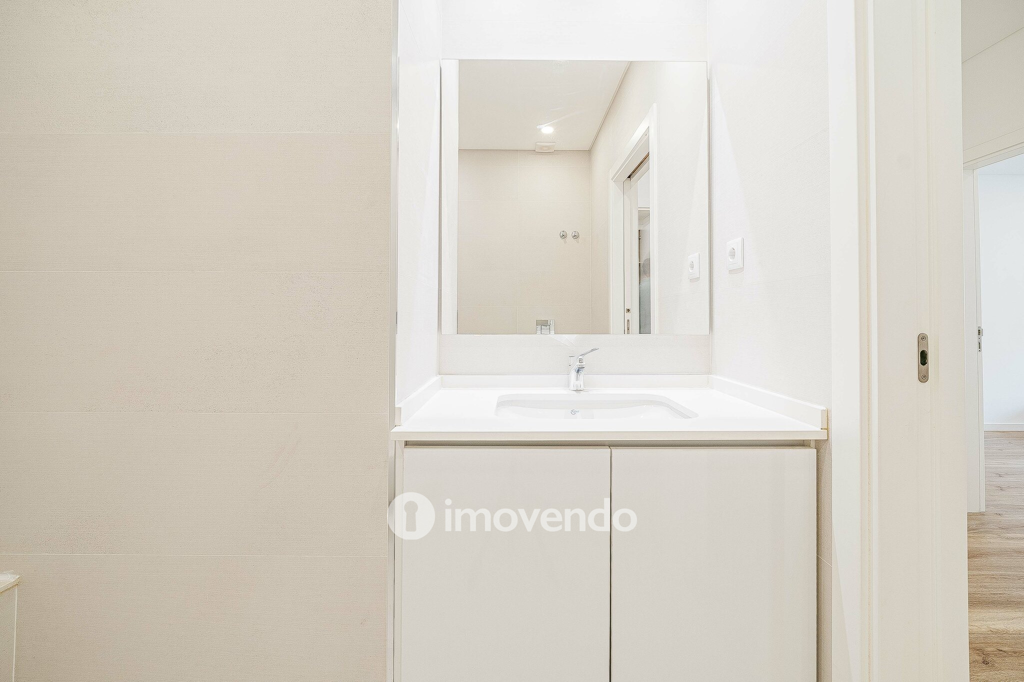 Apartamento T3 moderno, com garagem, na Póvoa de Santa Iria