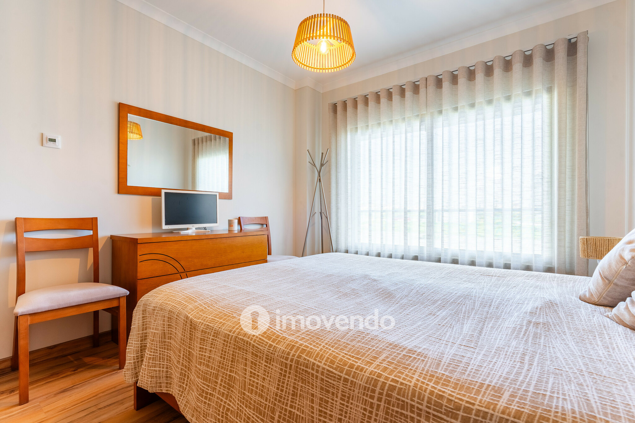 Apartamento T2 exclusivo, a 300m da praia da Consolação, em Peniche