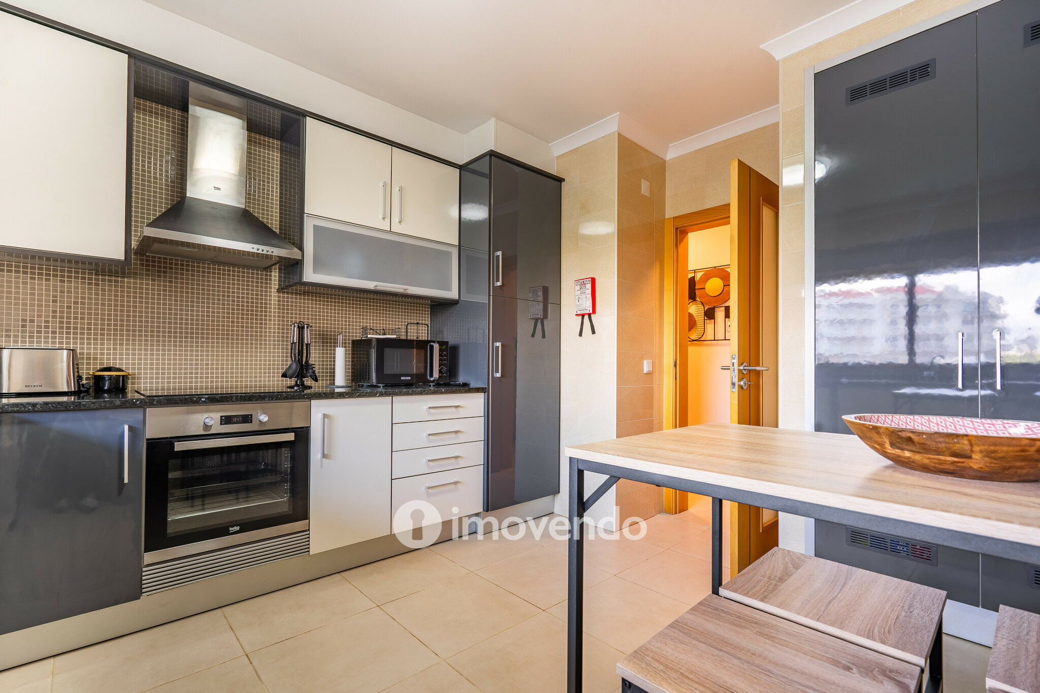 Apartamento T2 exclusivo, a 300m da praia da Consolação, em Peniche