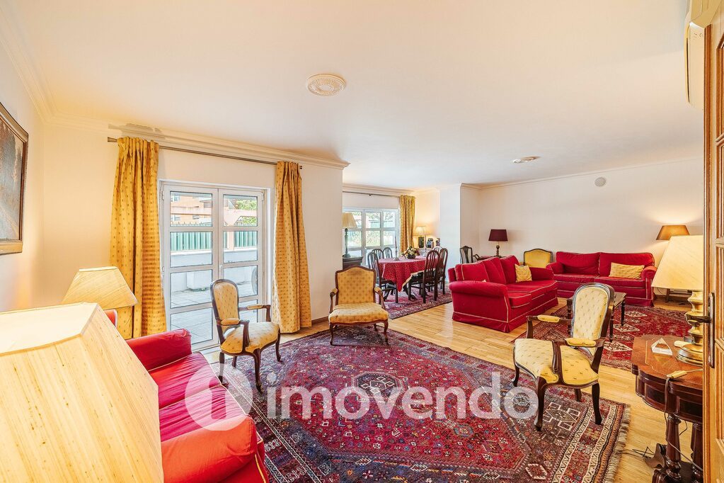 Apartamento T4 em Lisboa, Lisboa com 120 m<sup>2</sup> por 1.100.000