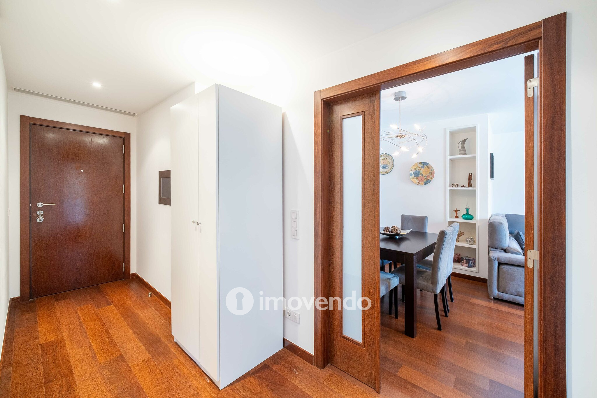 Apartamento T1 moderno e exclusivo, com estacionamento, nos Olivais