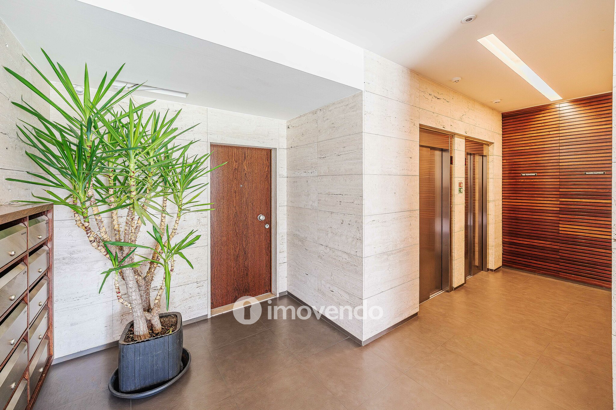 Apartamento T1 moderno e exclusivo, com estacionamento, nos Olivais