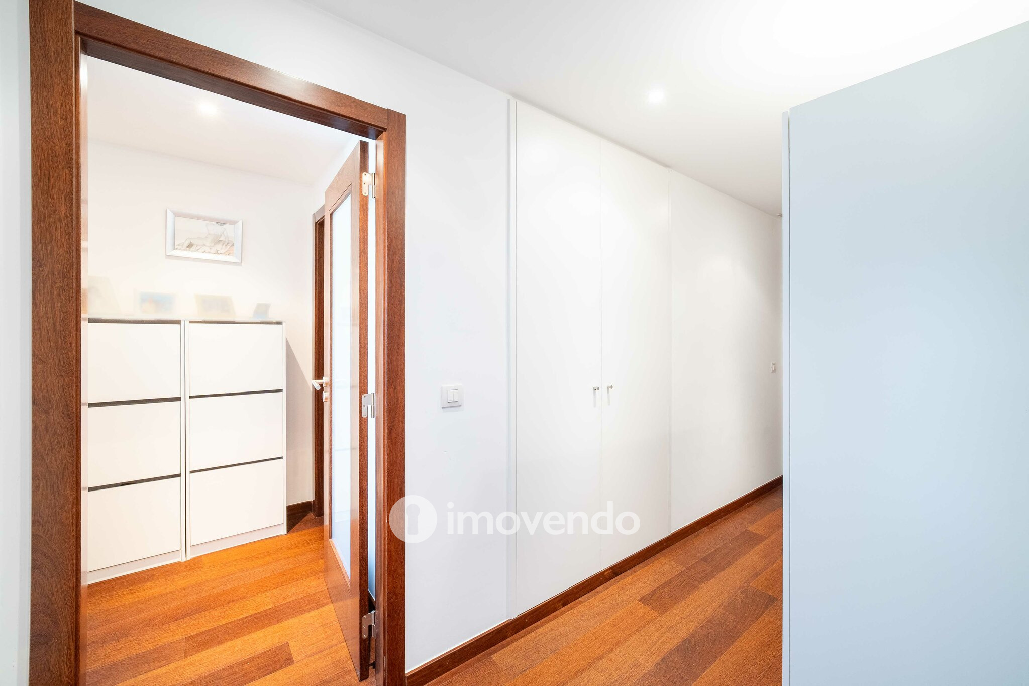 Apartamento T1 moderno e exclusivo, com estacionamento, nos Olivais