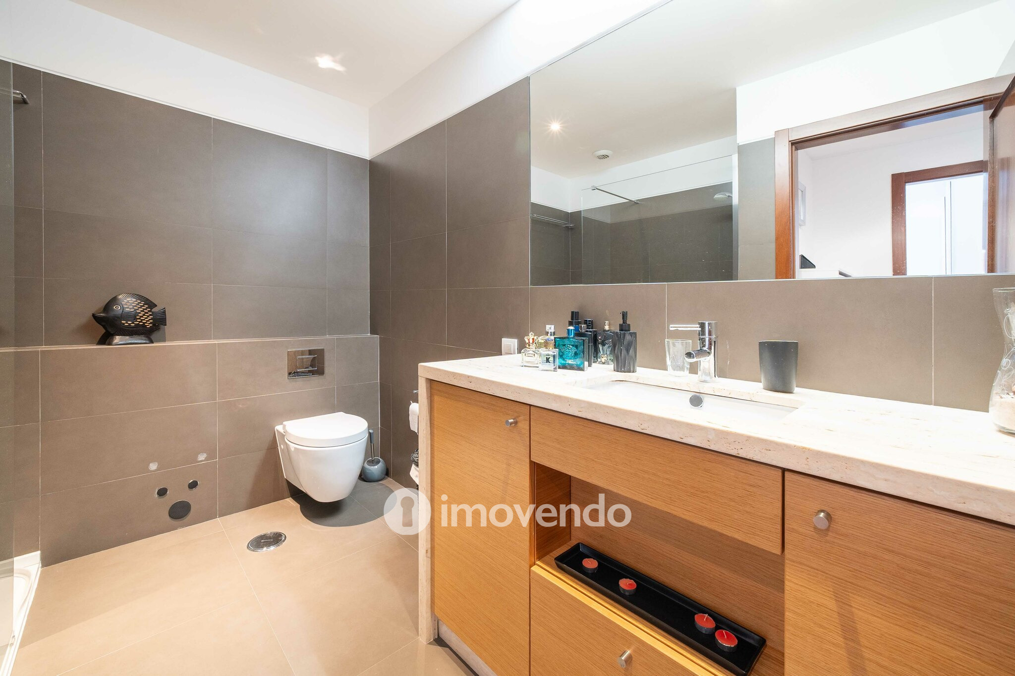 Apartamento T1 moderno e exclusivo, com estacionamento, nos Olivais