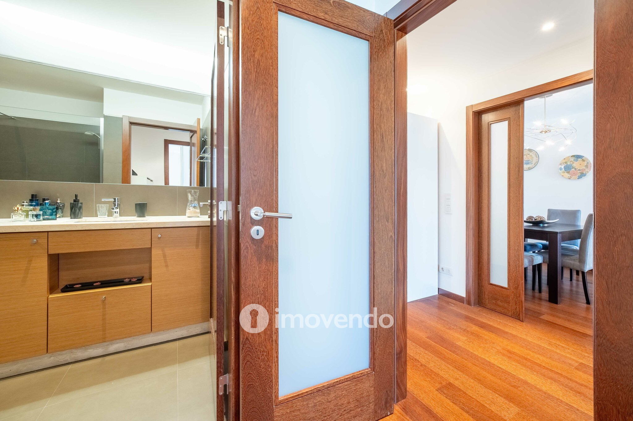 Apartamento T1 moderno e exclusivo, com estacionamento, nos Olivais